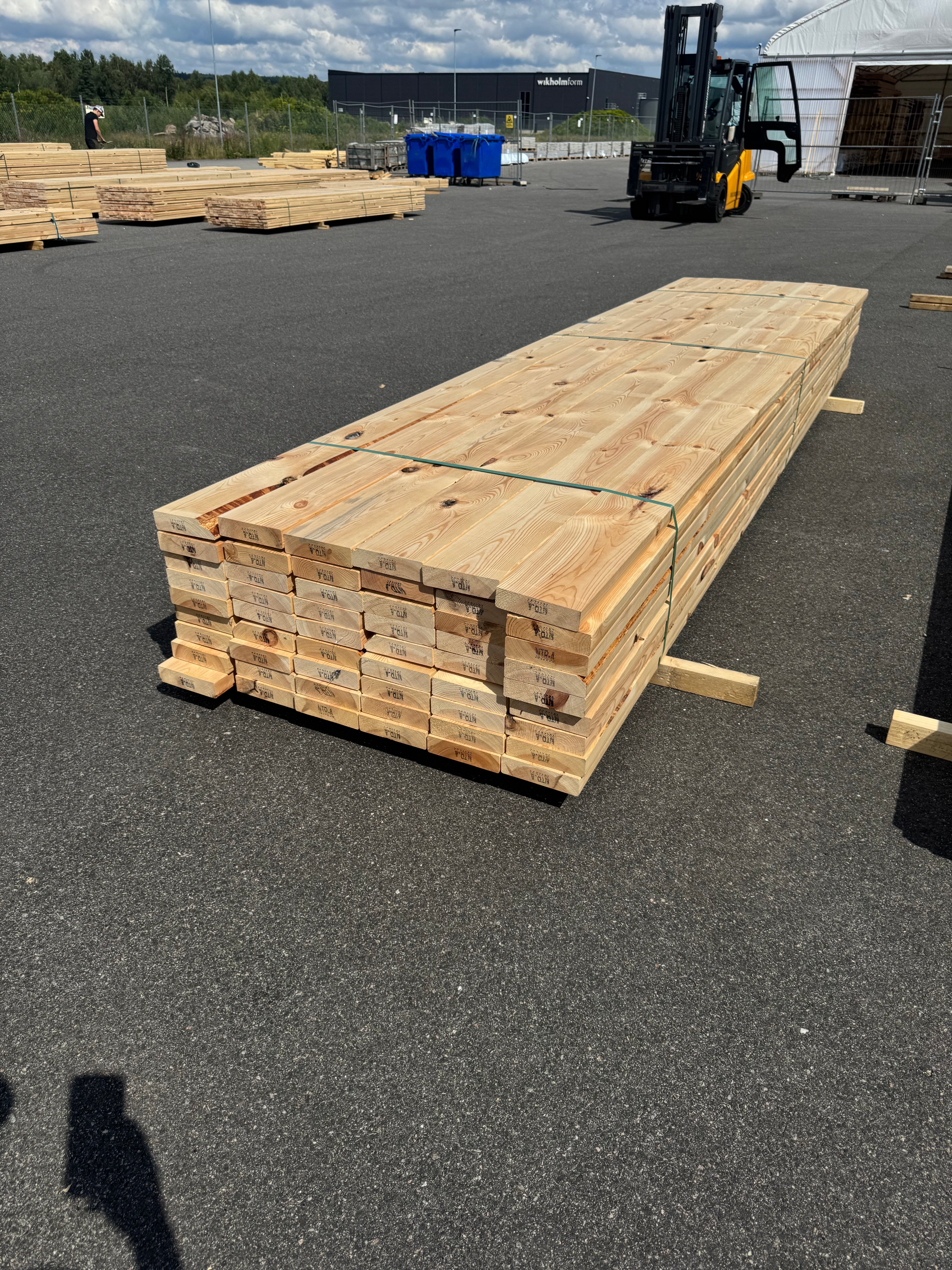 Paket Reglar 45x170 – 54 st (4,20 m, furu)