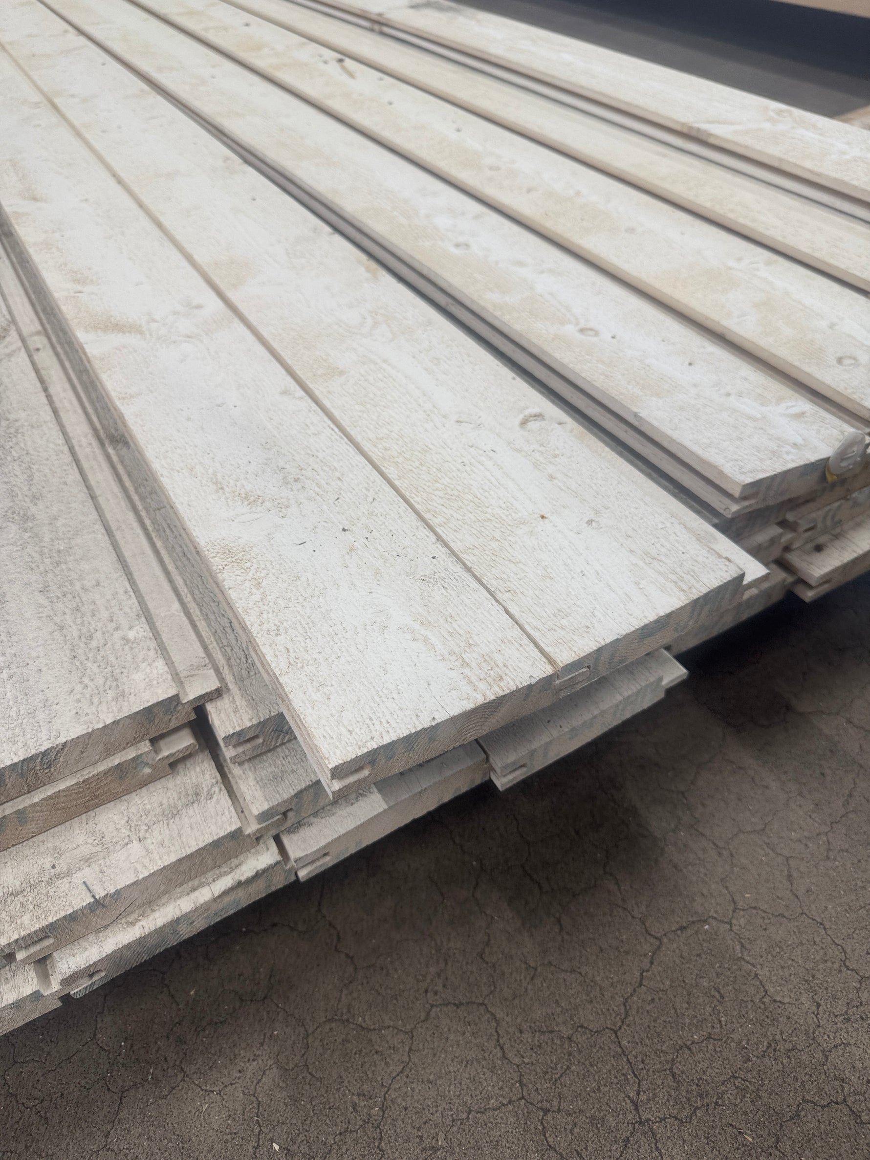 Paket Ytterpanel Spårpanel 22x120 mm 3,30 m – 38 st