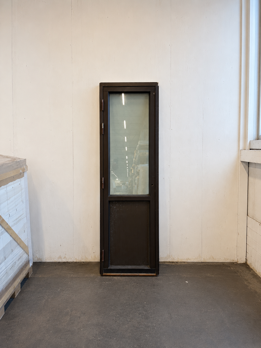 Begagnad altandörr 208,5x68,5 cm alu/trä – NR 3