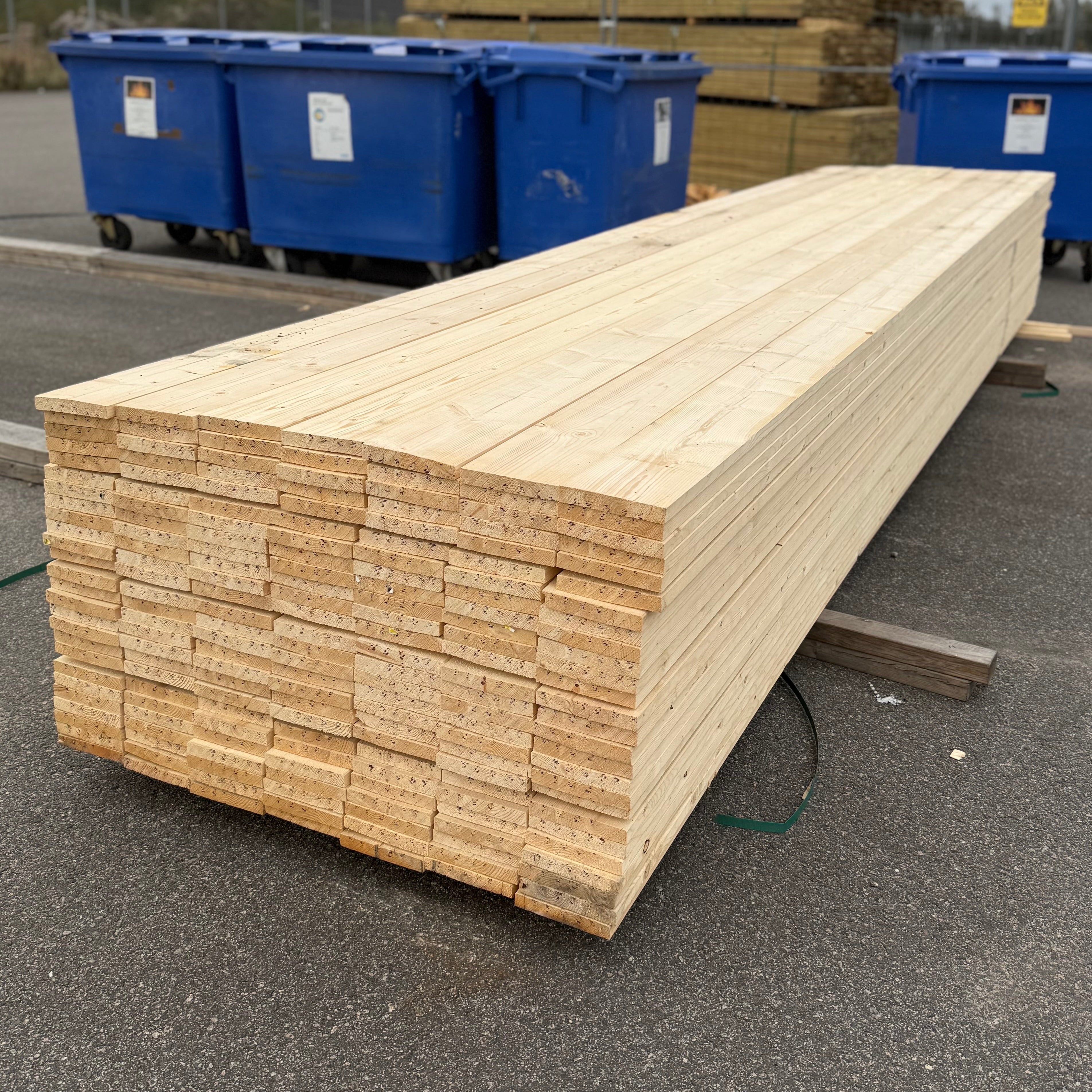 Paket Finsågade Brädor 22x145mm 4.80m- 182st (Fuktskadat)