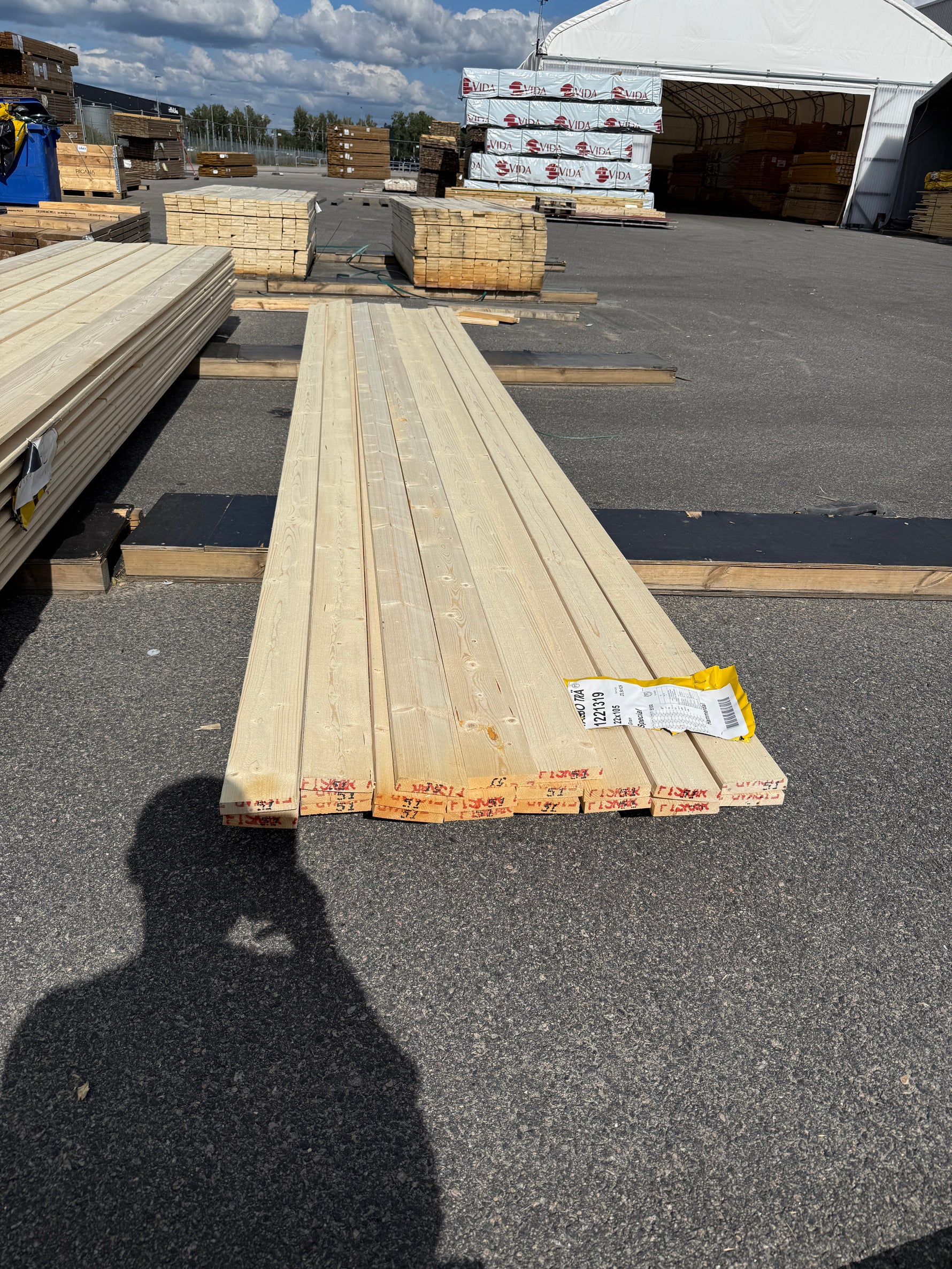 Paket Finsågade Brädor 22×105mm 5,10m 20st Obehandlad Gran