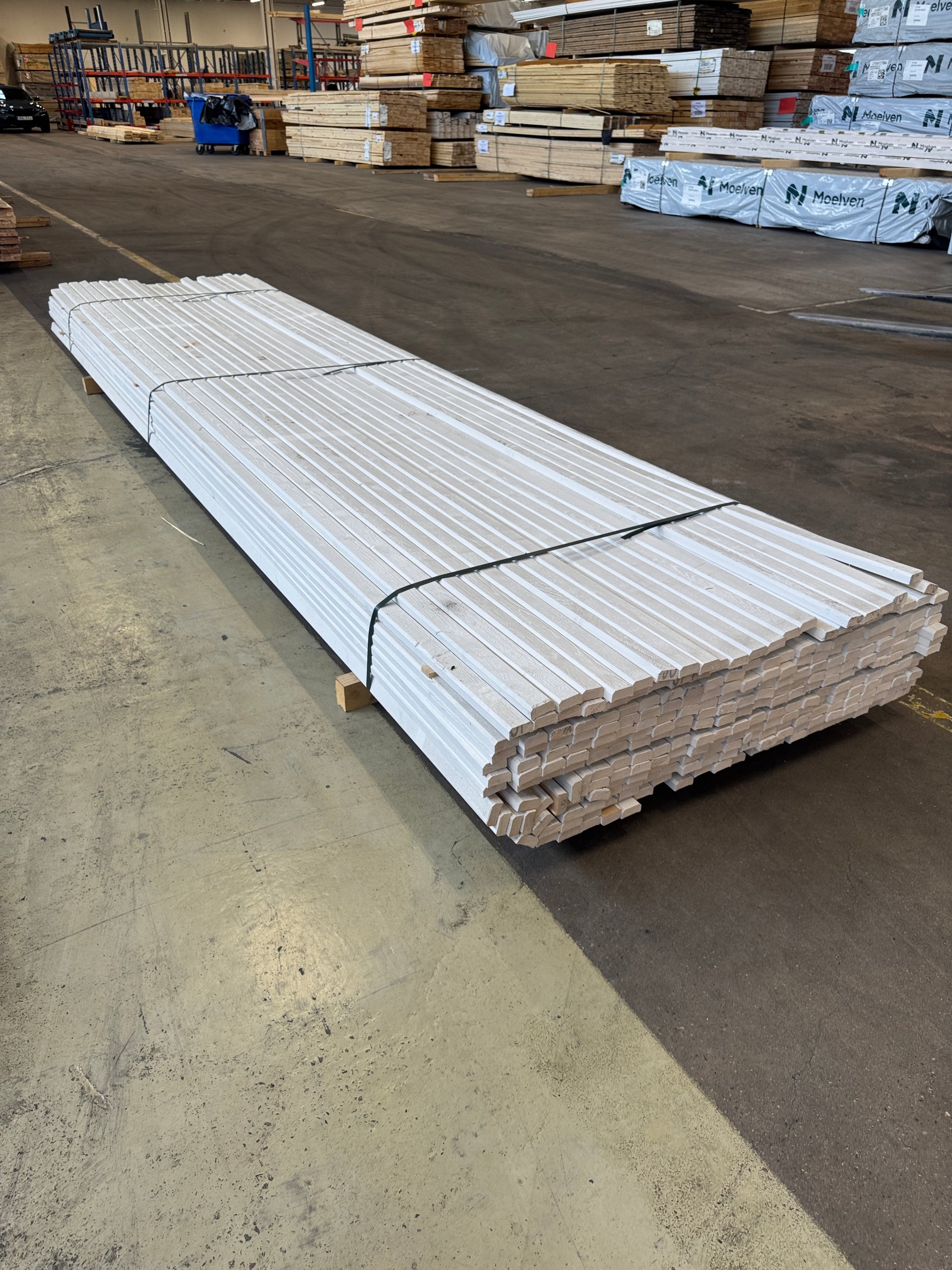 Paket Fasadläkt 22x45mm 4,20m – 260 st Vit