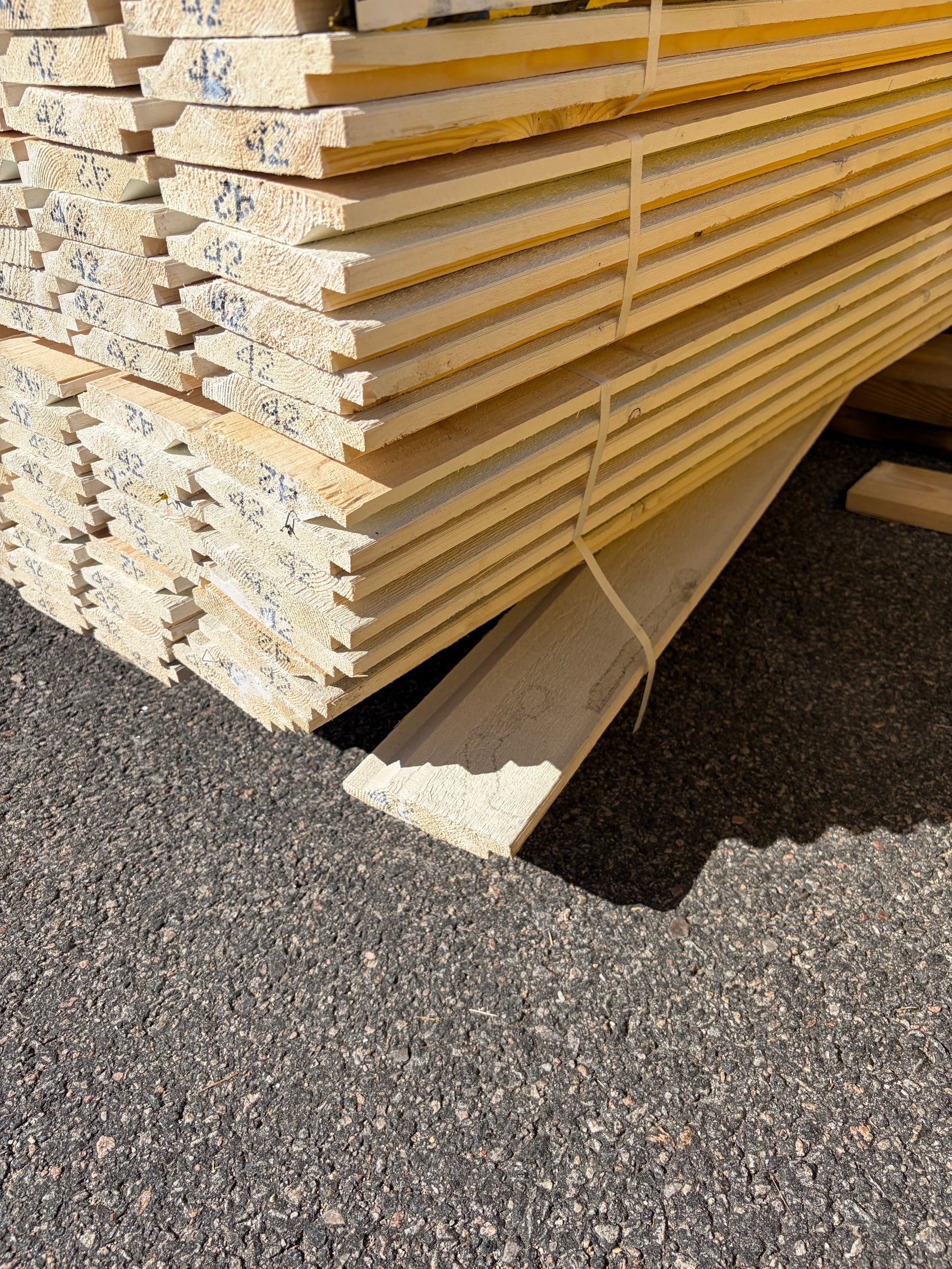 Paket Enkelfas Halvspont 22x120mm, 225st 4.20m Grundmålad