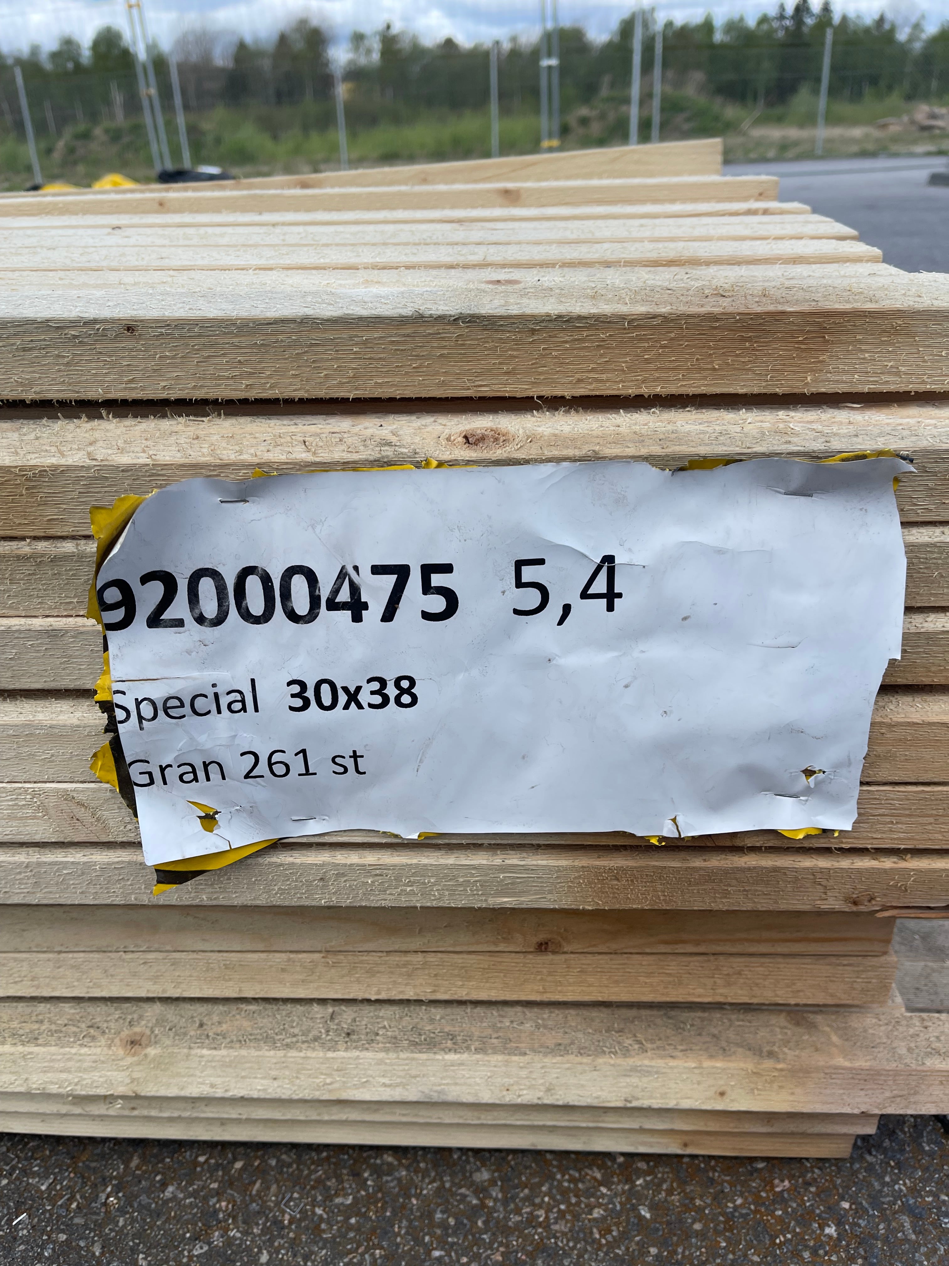 Paket Läkt 30x38 mm – 5,40 m – 256 st – Gran Ohyvlad