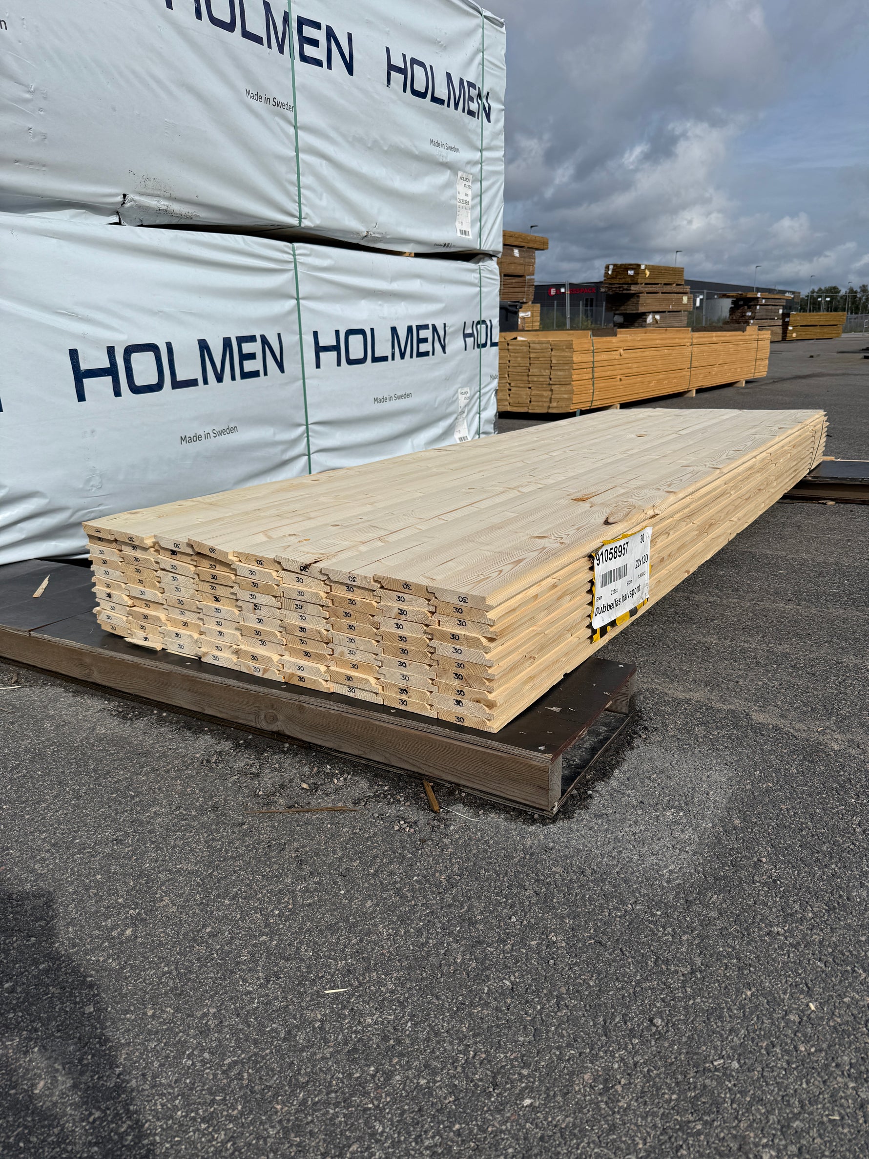 Paket Ytterpanel Dubbelfasspont 22x120 mm – 3,00 m 90st (Obehandlad)