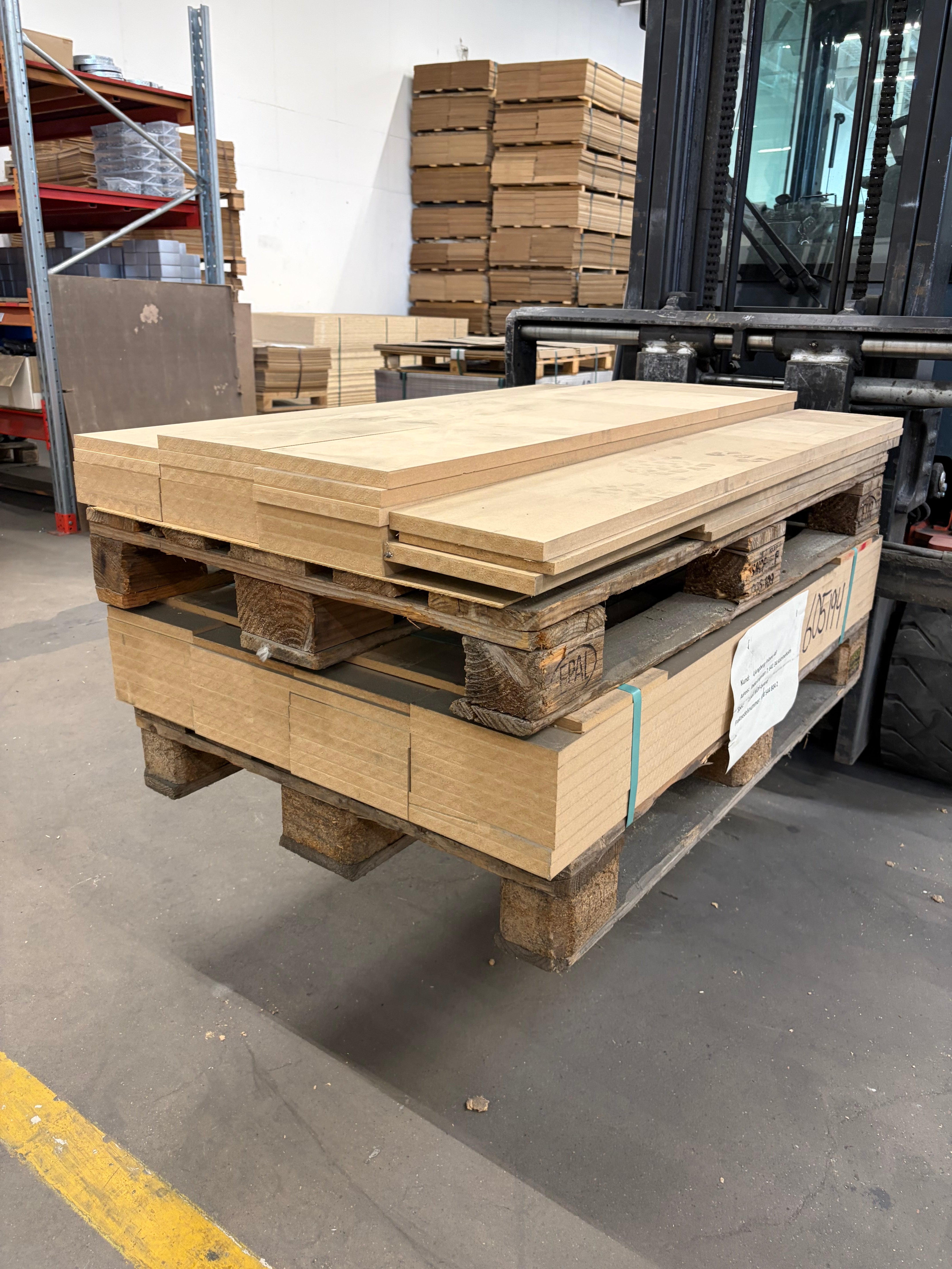 Pall MDF 200x1220x19mm, 49st