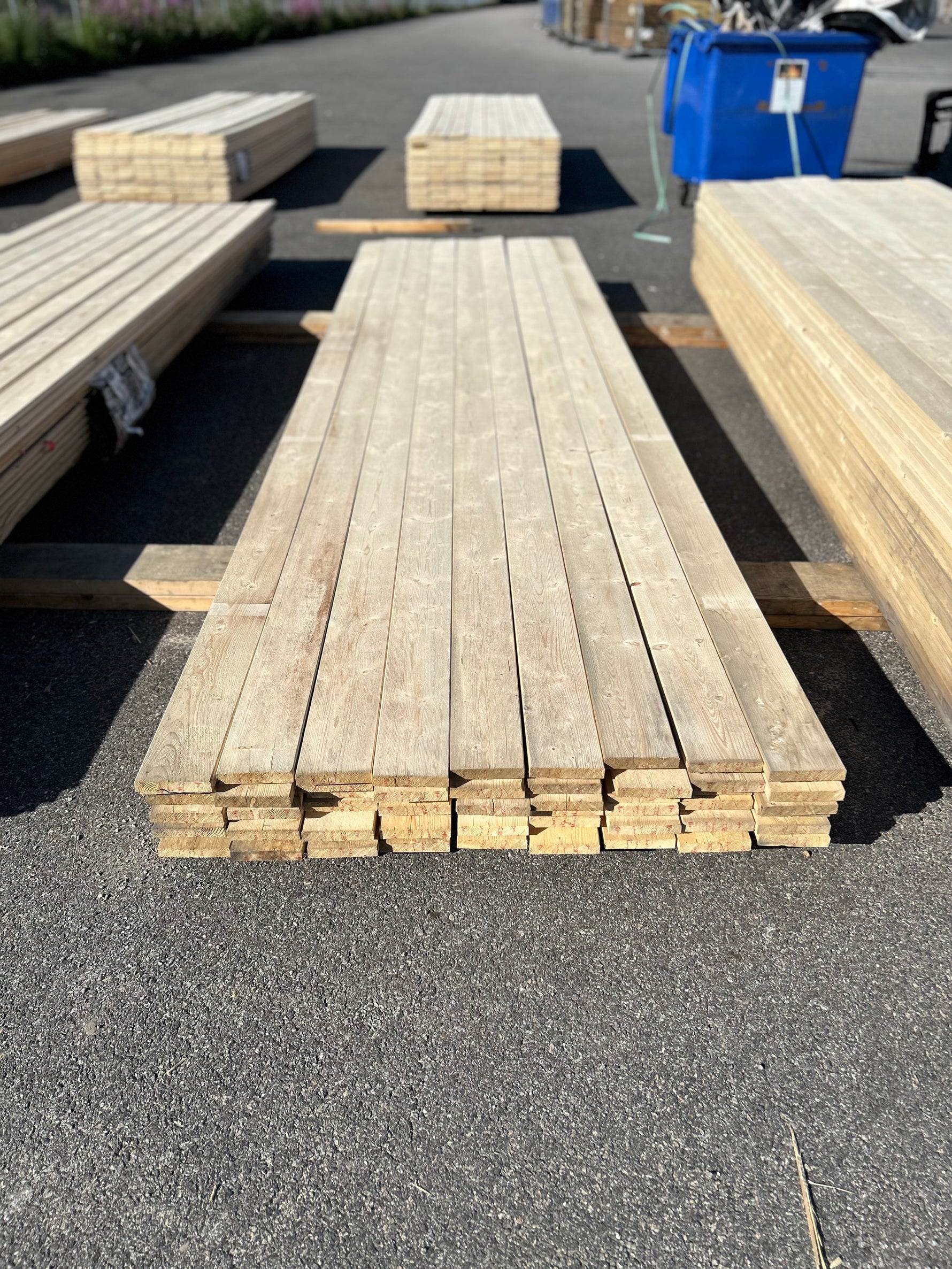 Paket Finsågade Brädor 22x120mm, 54st 4.20m- Fuktskadat
