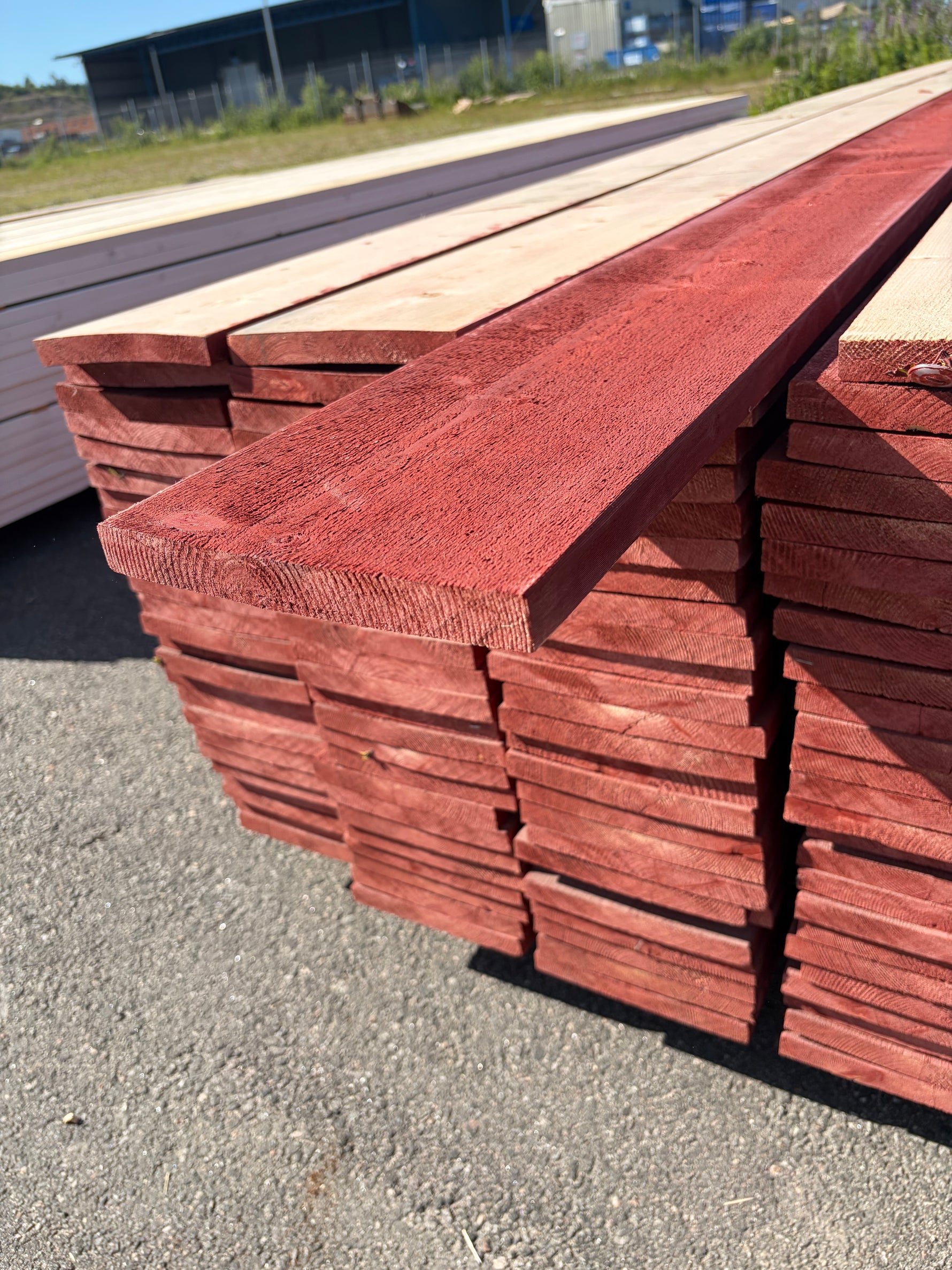 Paket Finsågade Brädor 22x195mm, 125st 5.40m Grundmålad