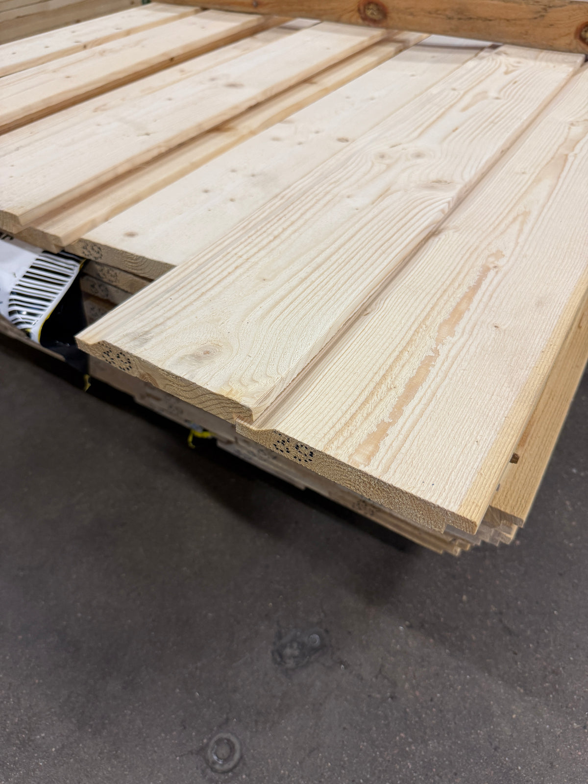 Paket Enkelfas Halvspont 22×145 mm – 3,90 m – 96 st Obehandlad