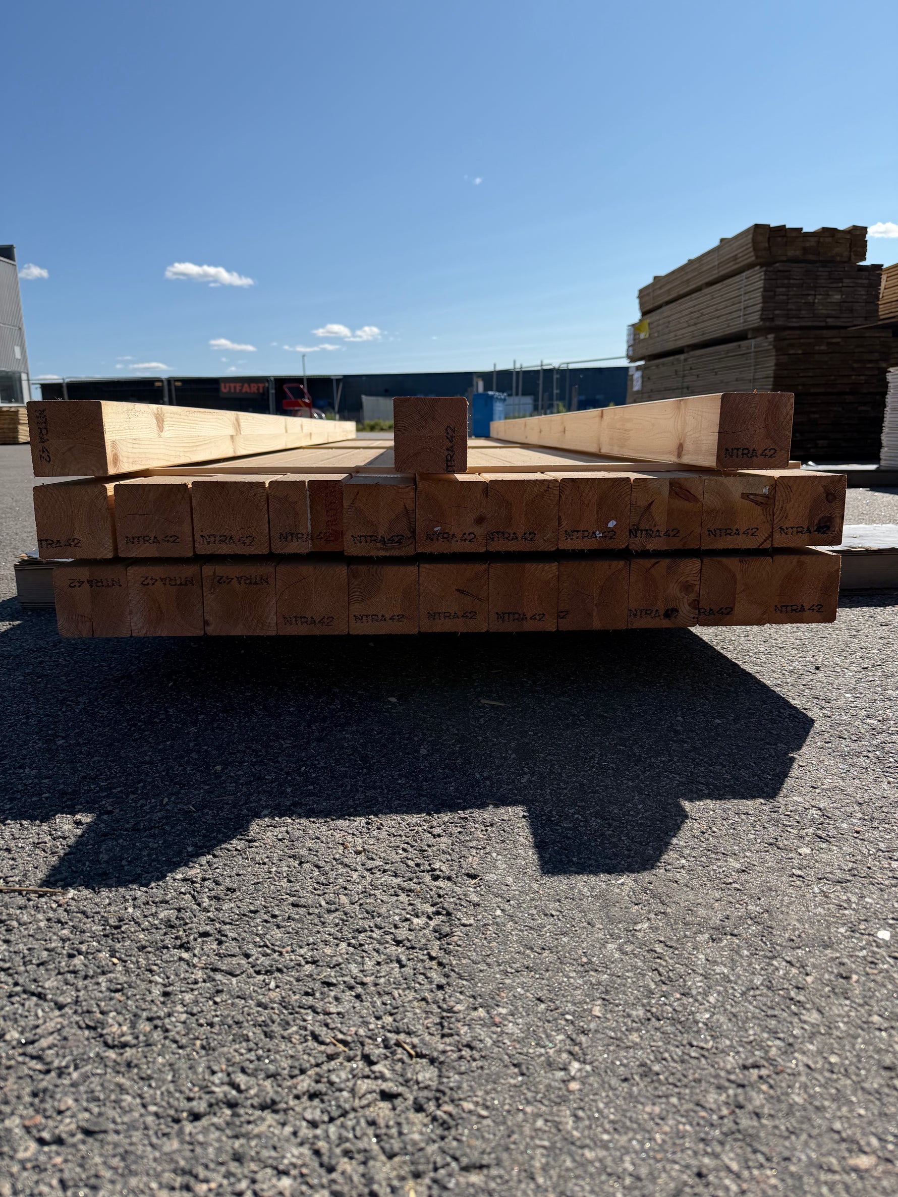 Paket Stolpar 92x92mm 4.18m, 25 st Limträ