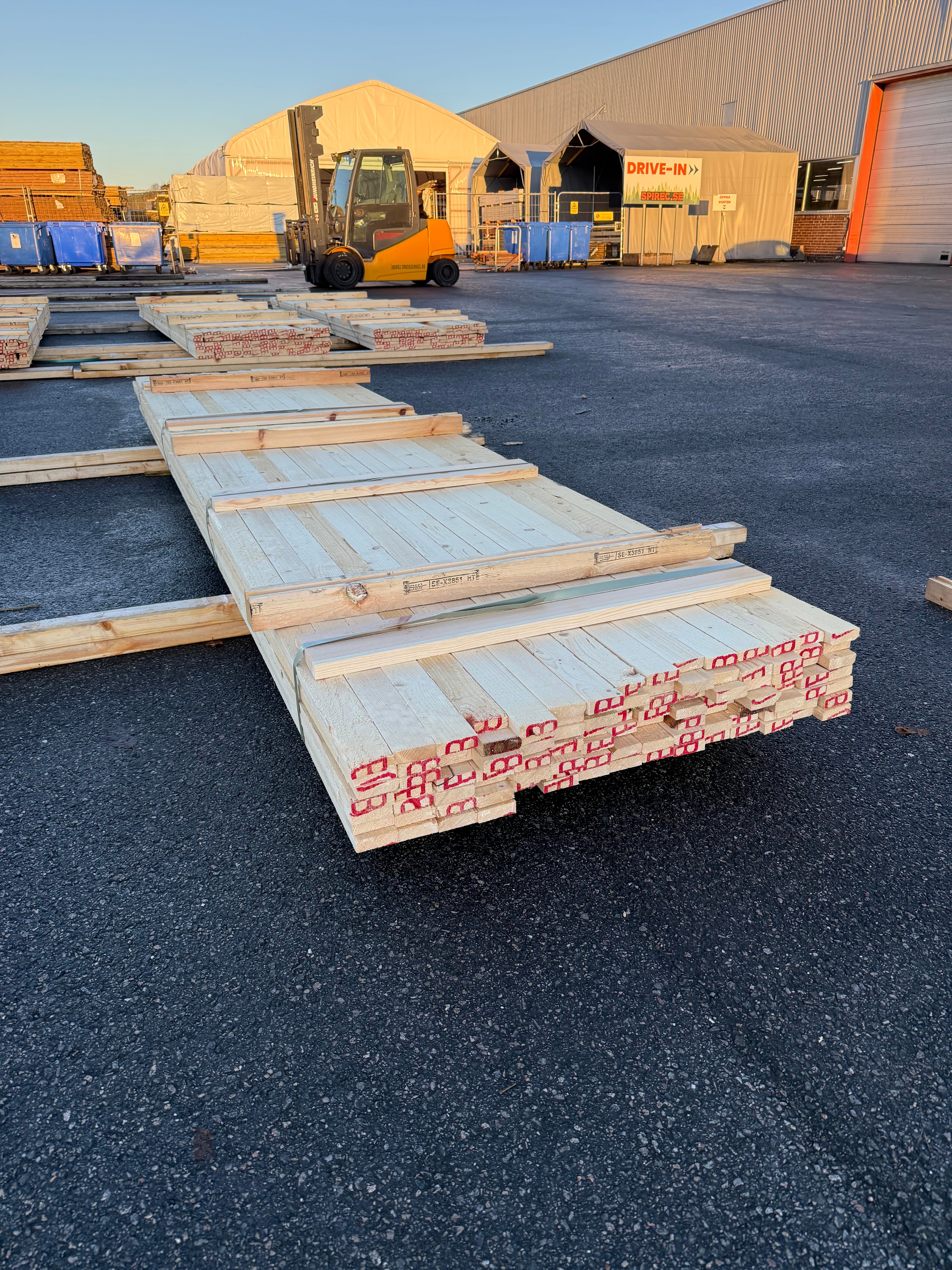 Paket Brädor 19x63mm – 105 st (3,90 m, gran, ohyvlad/råsågad)