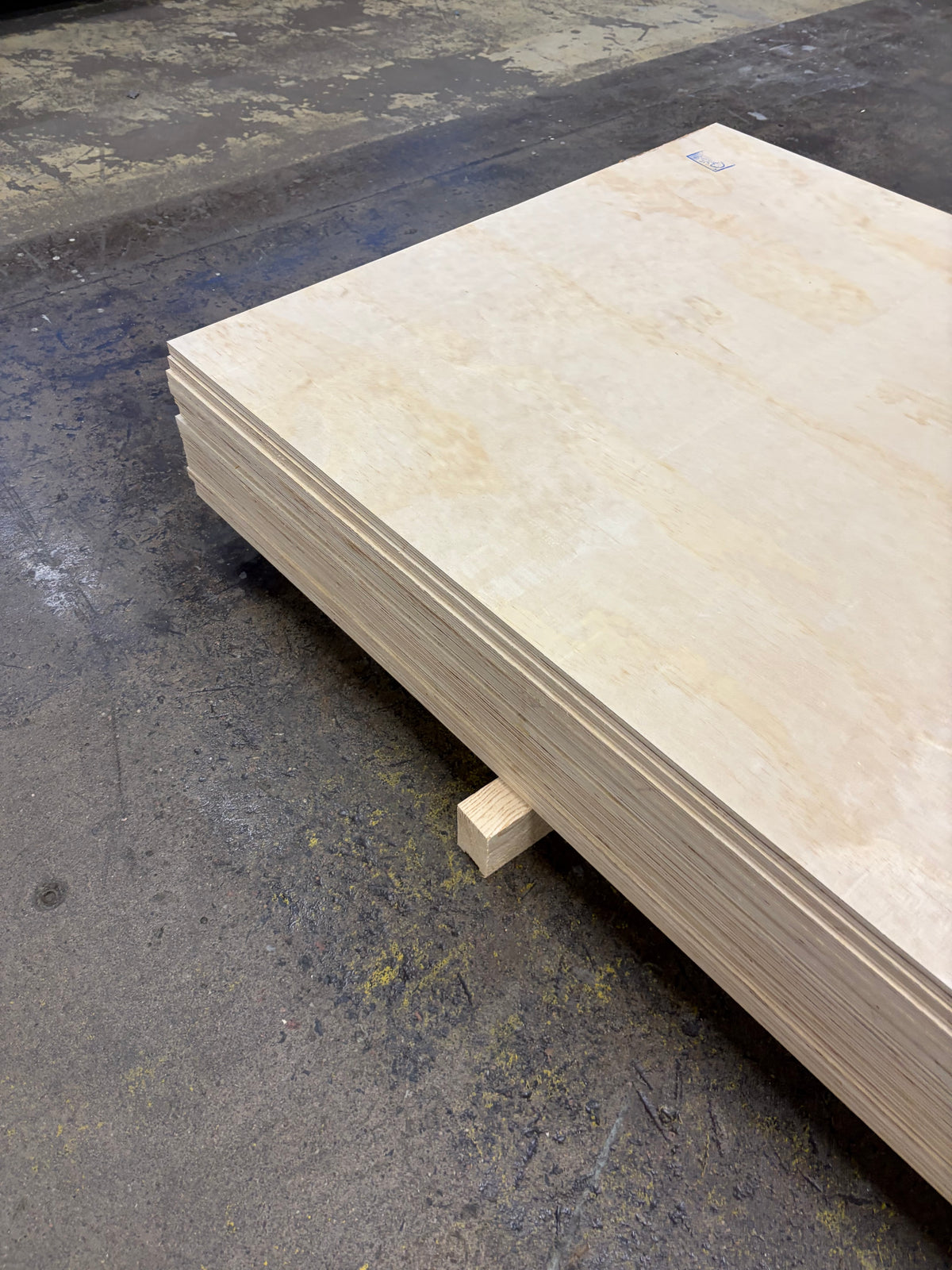 Paket Konstruktionsplywood K-Plywood 15x900x2500mm - 14st