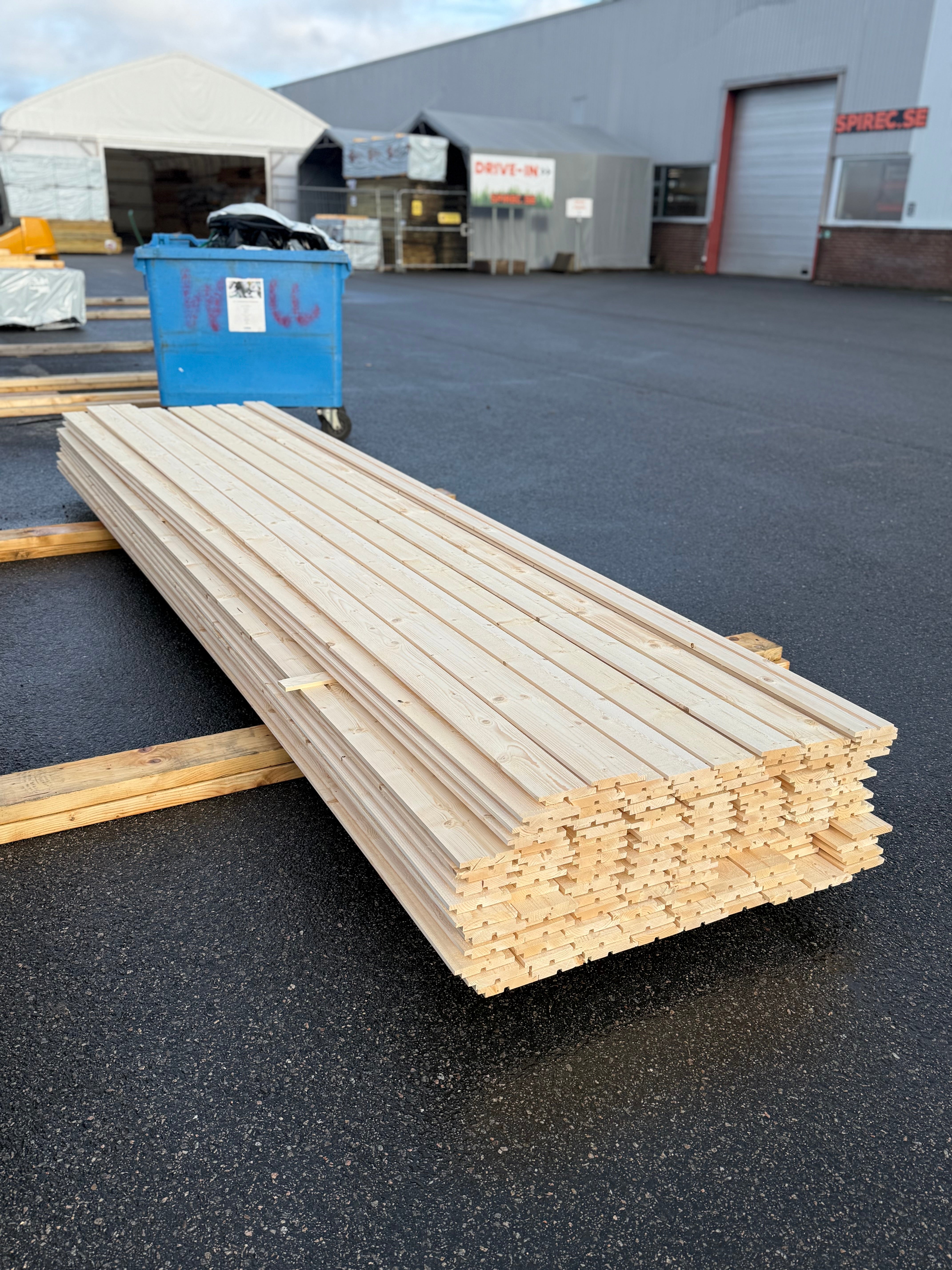 Paket Hakfals 22x120mm – 126 st (4,2 m, gran, obehandlad) Revor