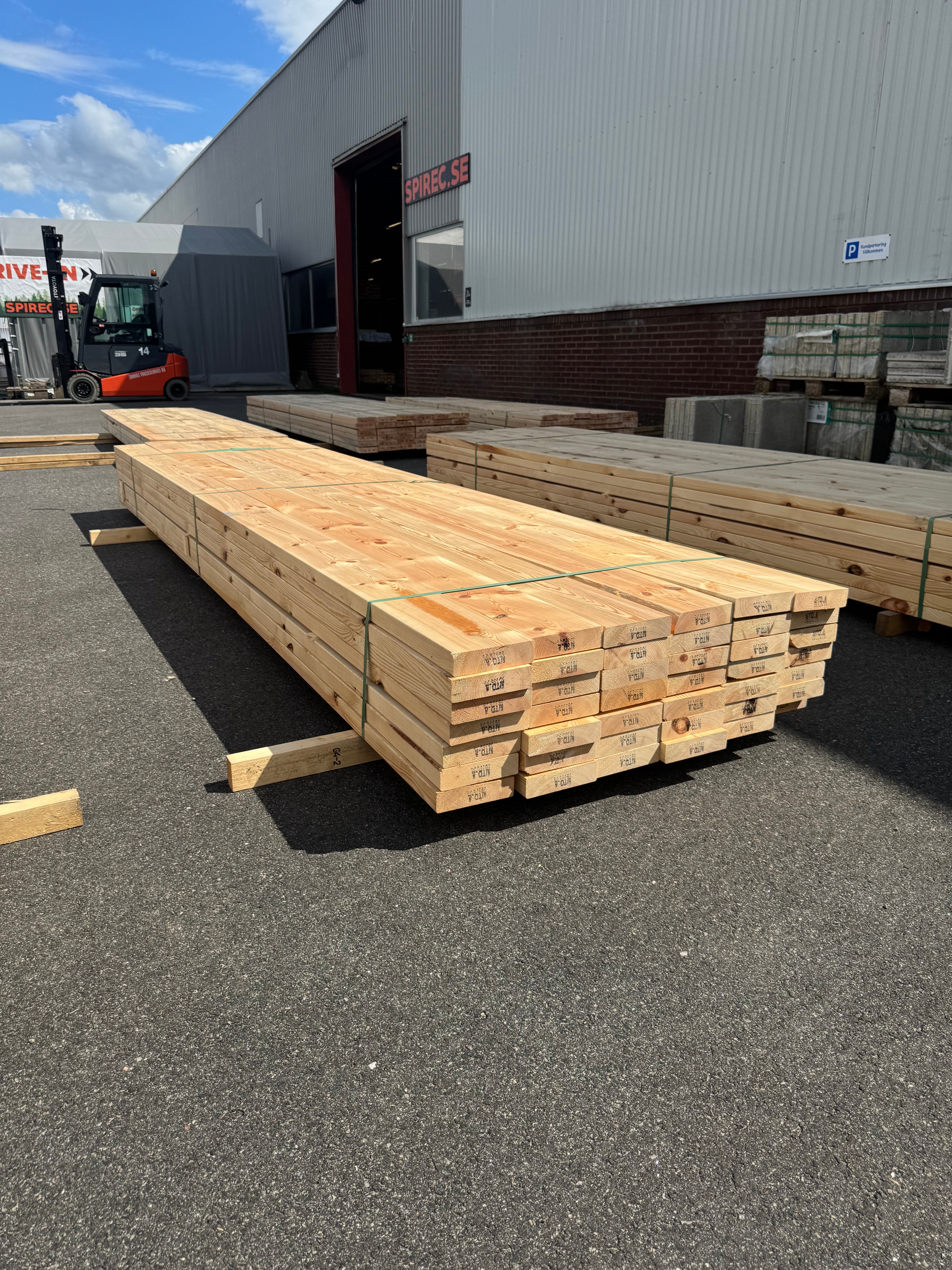 Paket Reglar 45x170 – 42 st (4,20 m, furu)