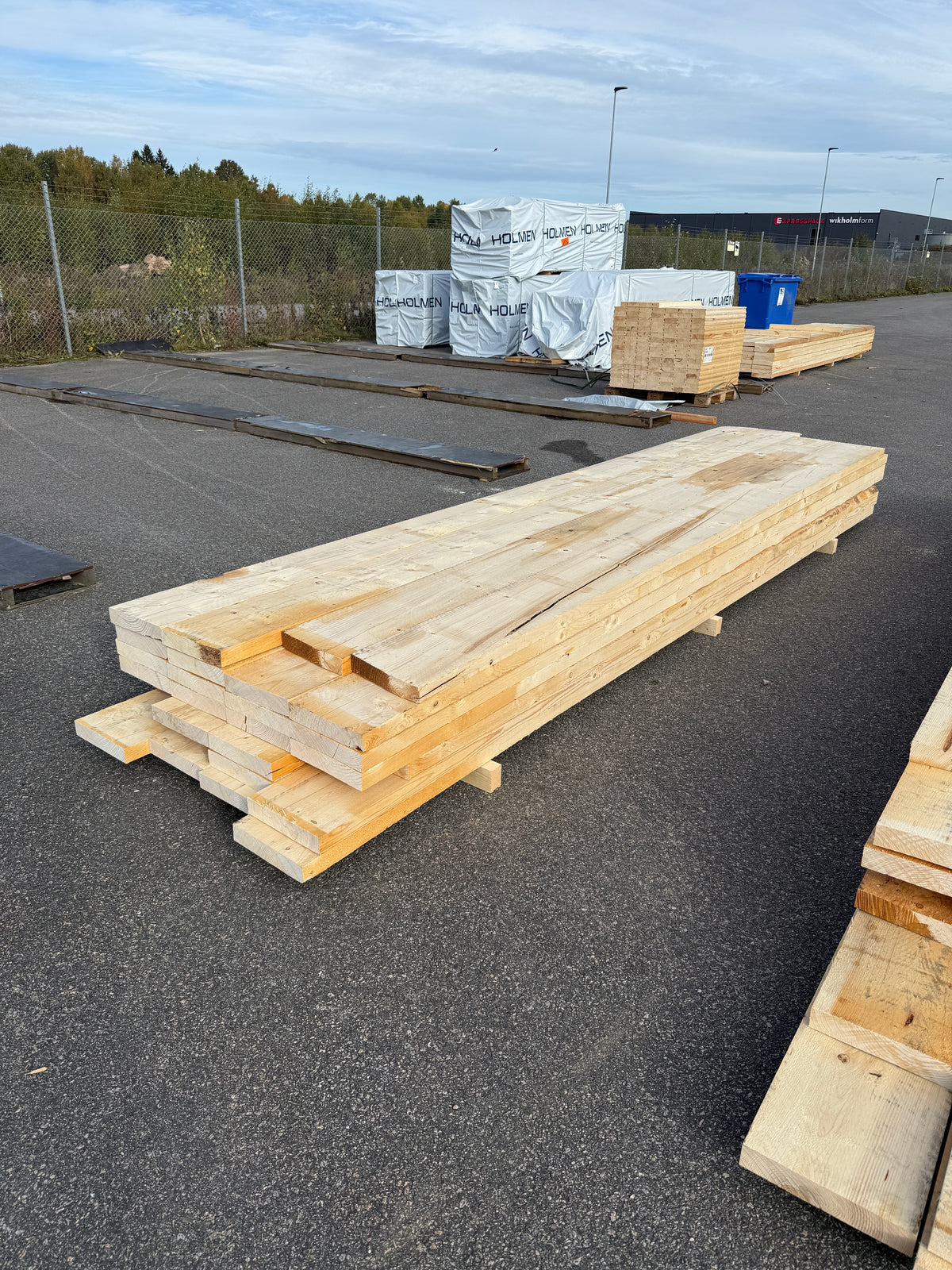 Paket Ohyvlade Reglar 47x250mm (3,90–4,20m) 28st- Fuktskadat