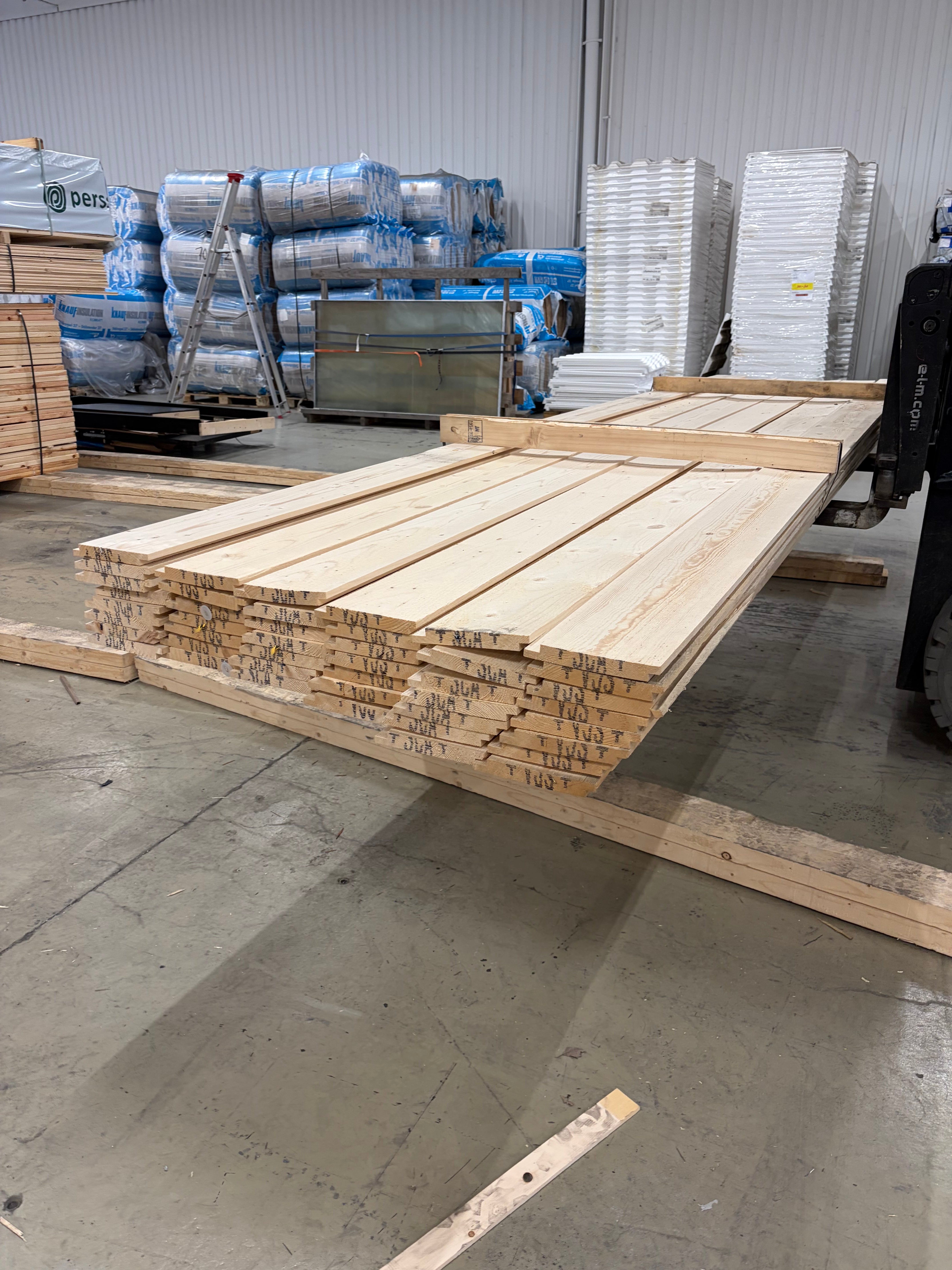 Paket Ytterpanel Hakfals 22×170 – 44 st (4.20 m) Obehandlad