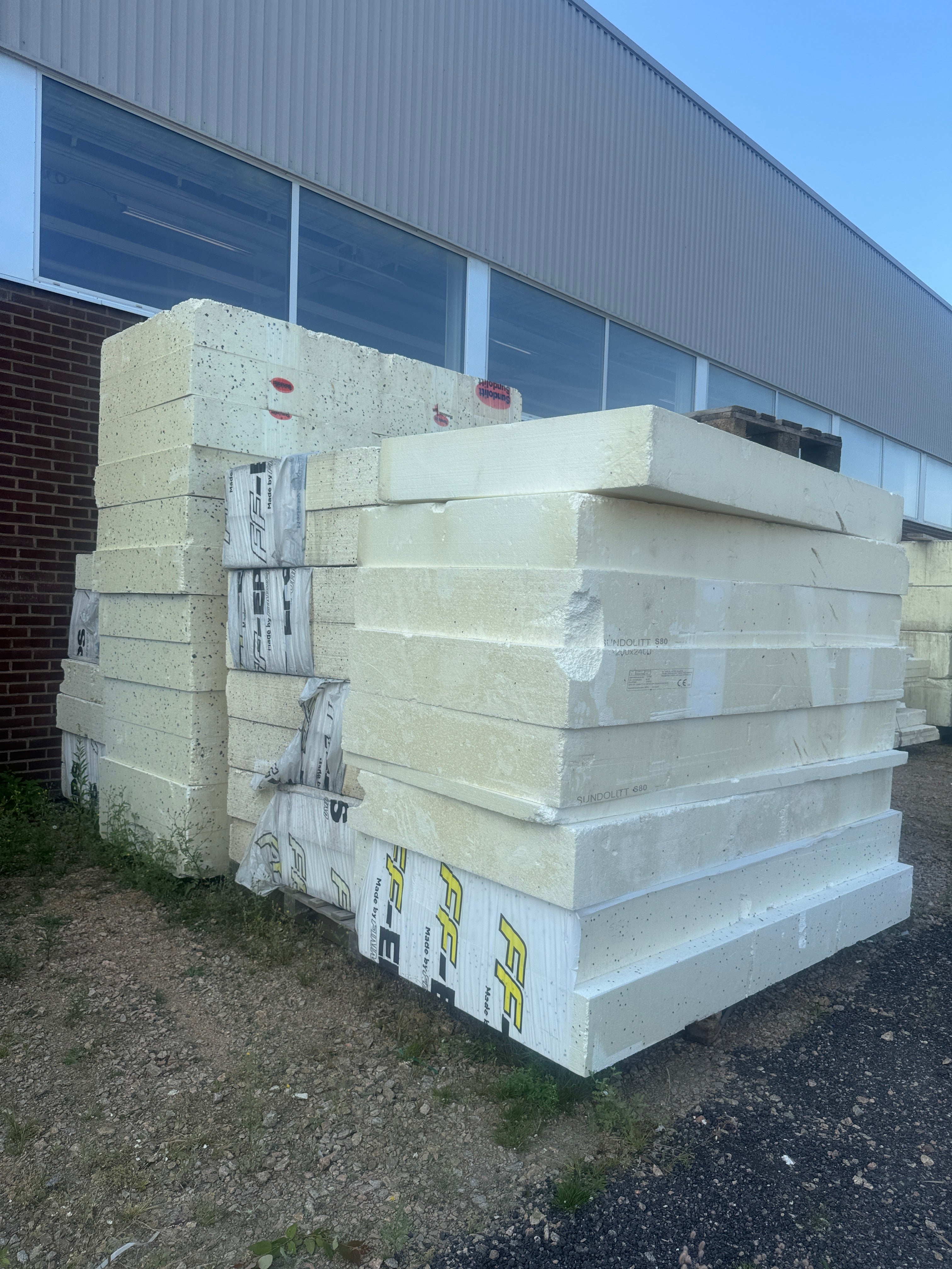 Parti Cellplast 1200x2400x245mm – 35 skivor, 4 pallar
