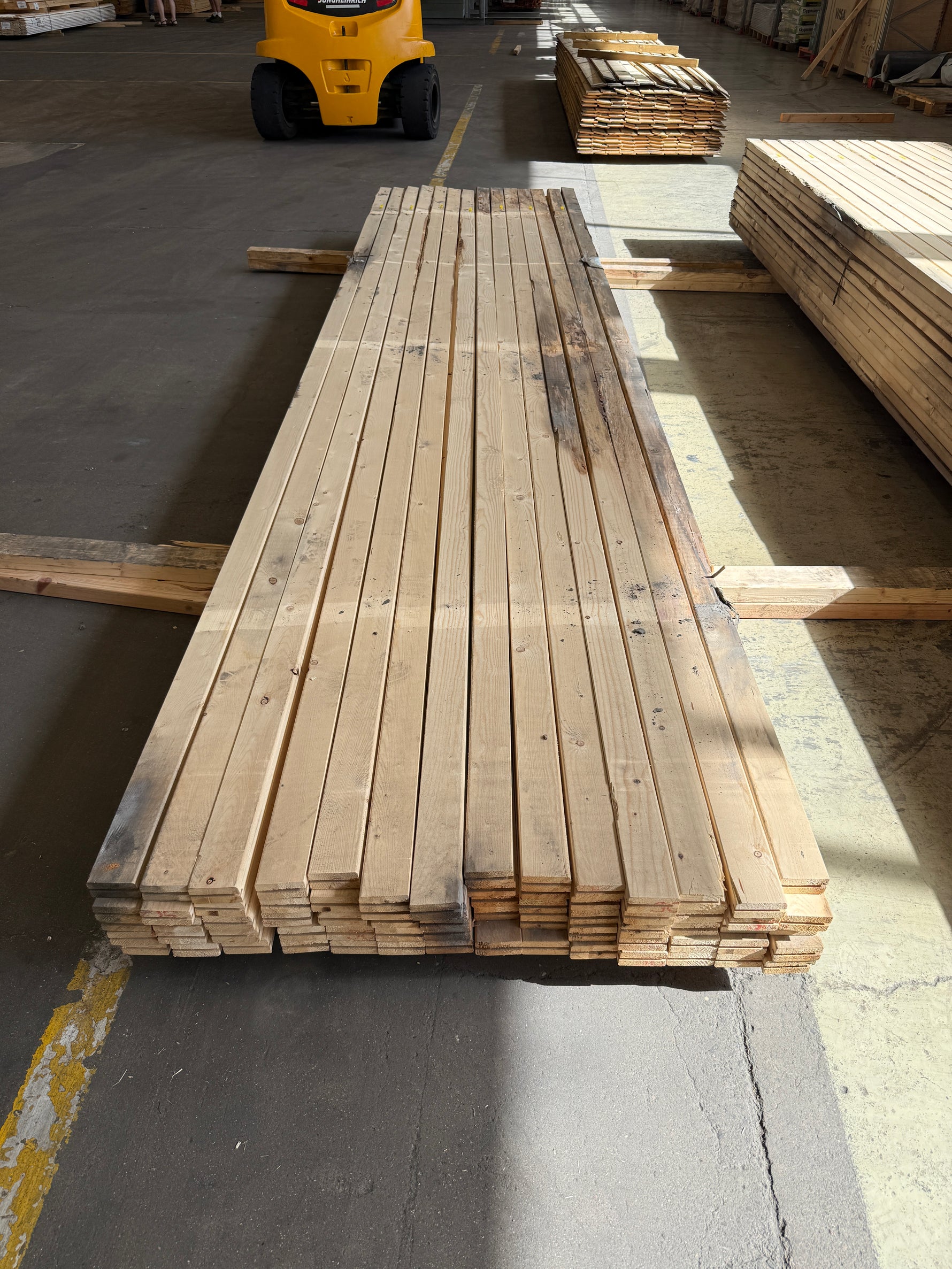 Paket Ändspontat Regel 34x70mm, 70st 4,50m- Fuktskadad