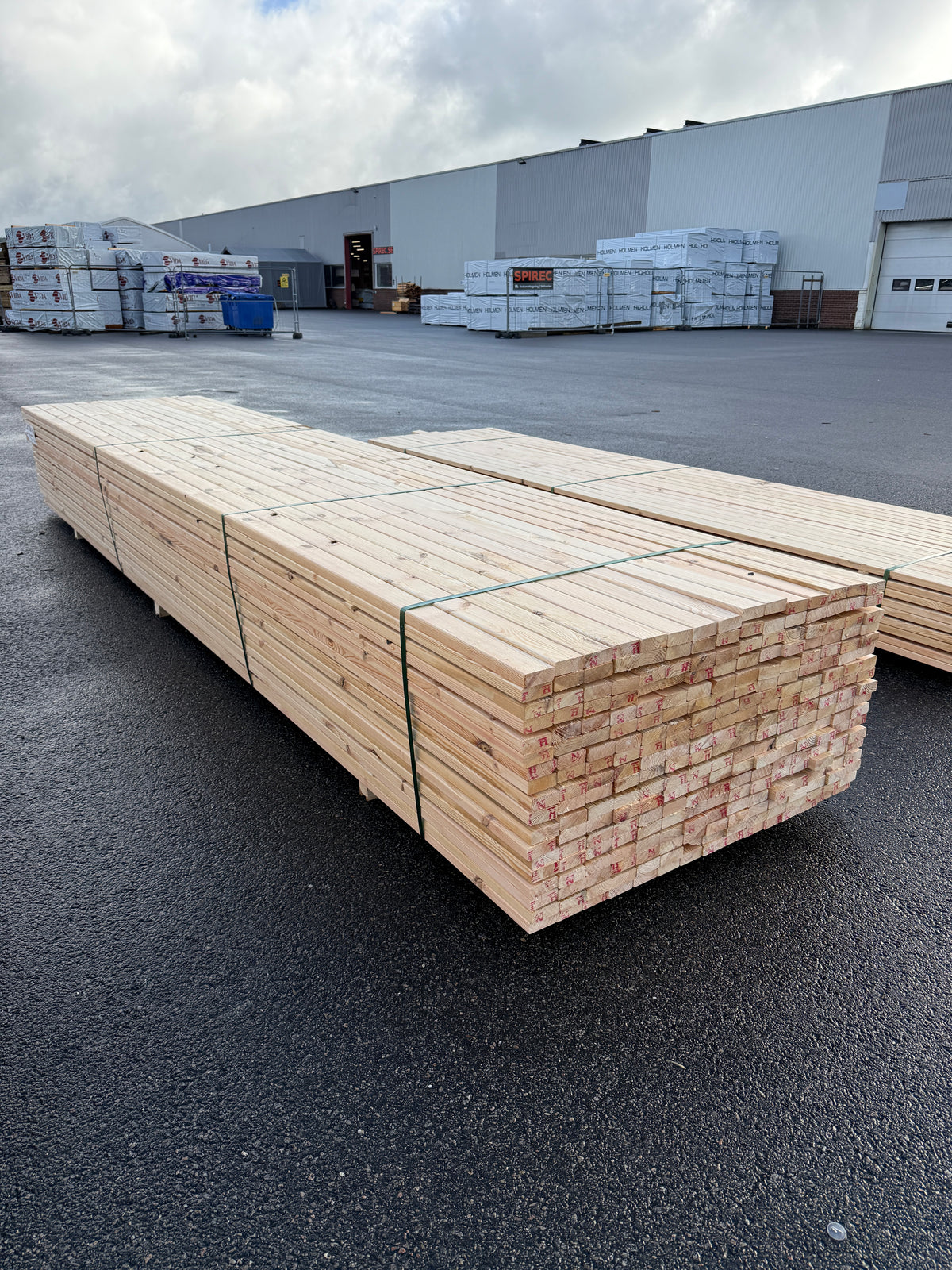 Paket Glespanel 28x70mm 4.80m 270st Furu