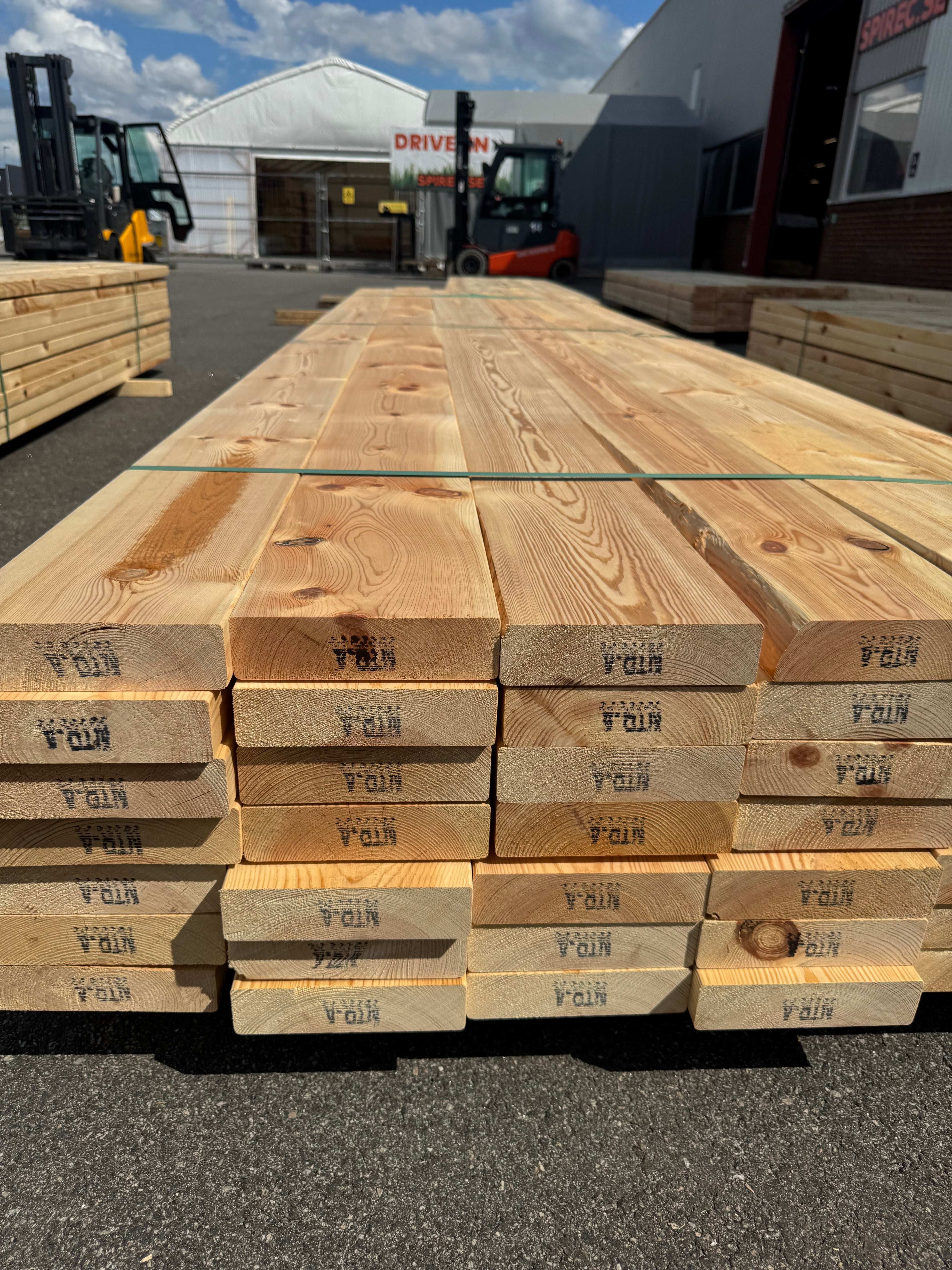 Paket Reglar 45x170 – 42 st (4,20 m, furu)