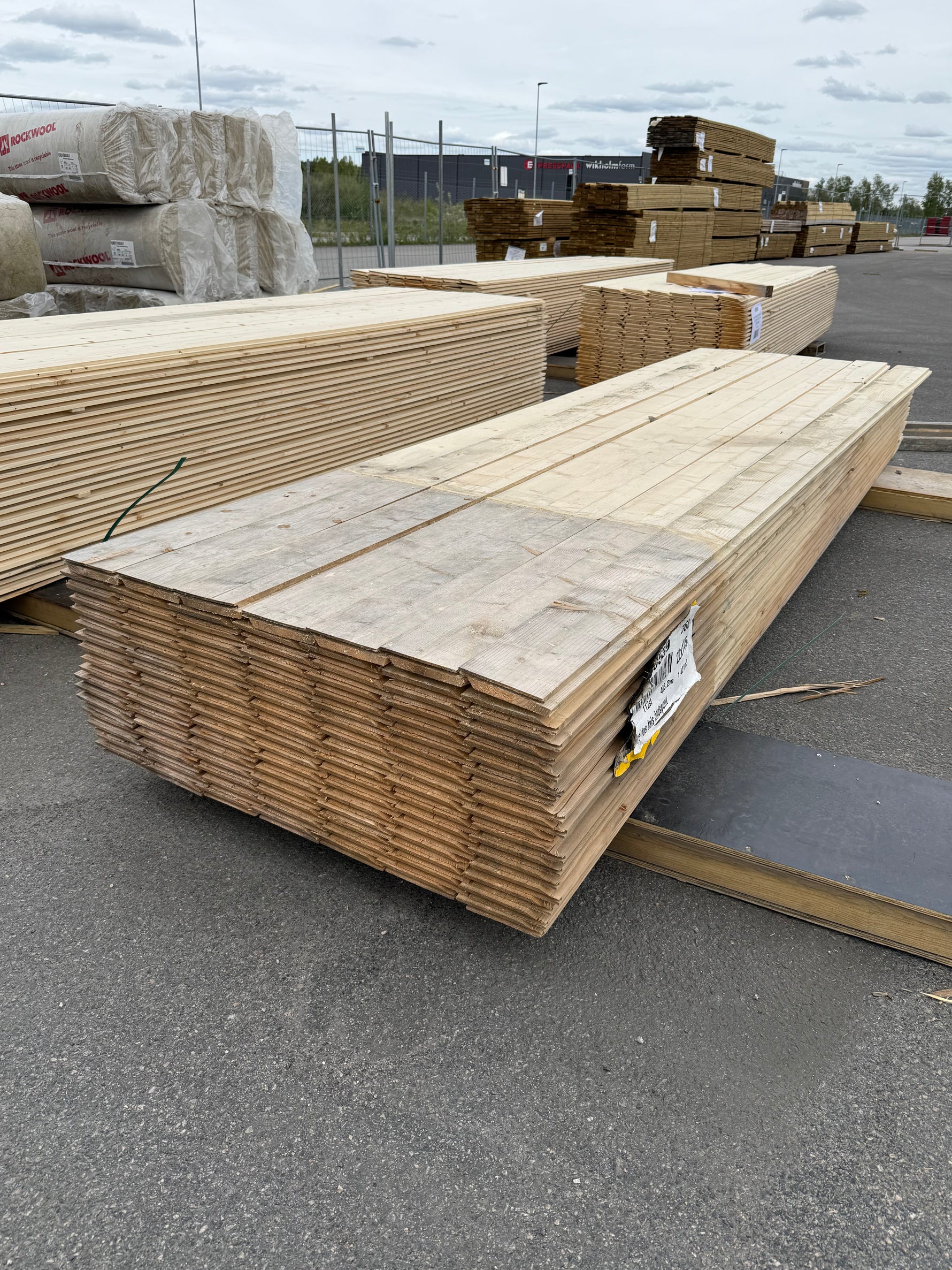 Paket Ytterpanel Enkelfas Fals 22x145mm 3,60m- 112st (Obehandlad)