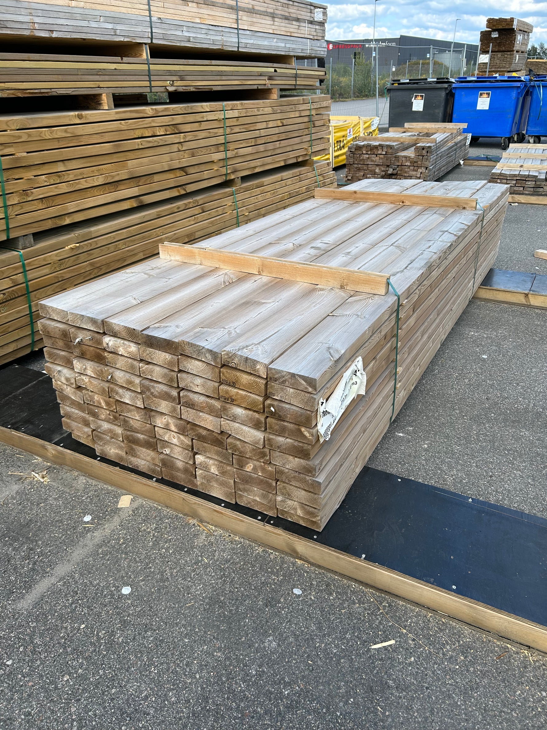 Paket Tryckimpregnerade Reglar 45x145mm 3,00m 70st