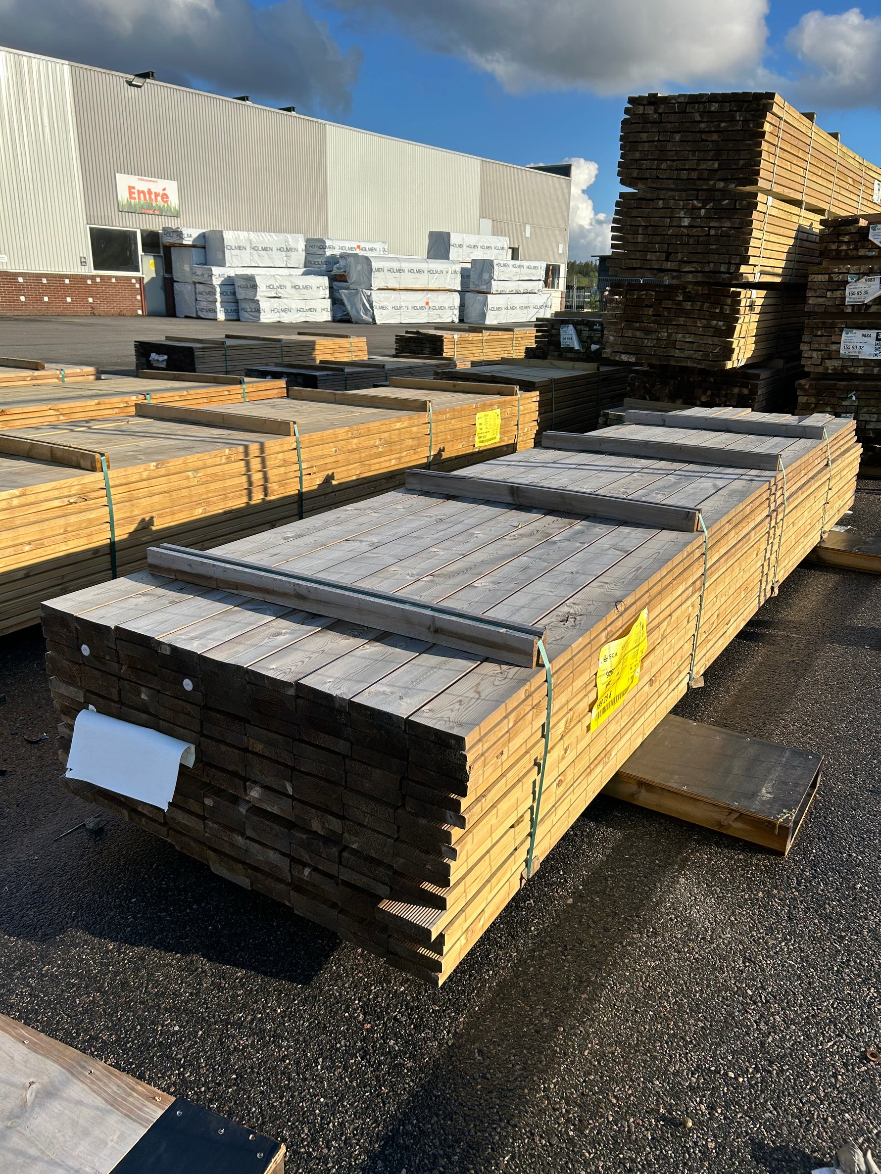 Paket Tryckimpregnerad Rillad Trall 28x120mm, 144st 4.80m