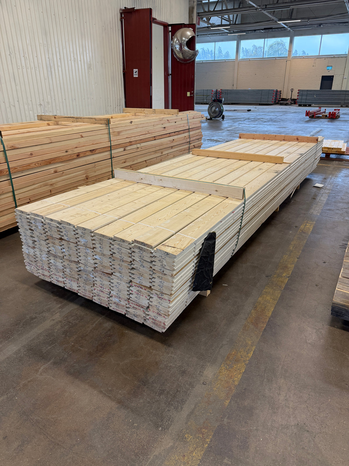 Paket Dubbelfasspont Grundmålad 22×120 mm – 4,20 m – 180 st