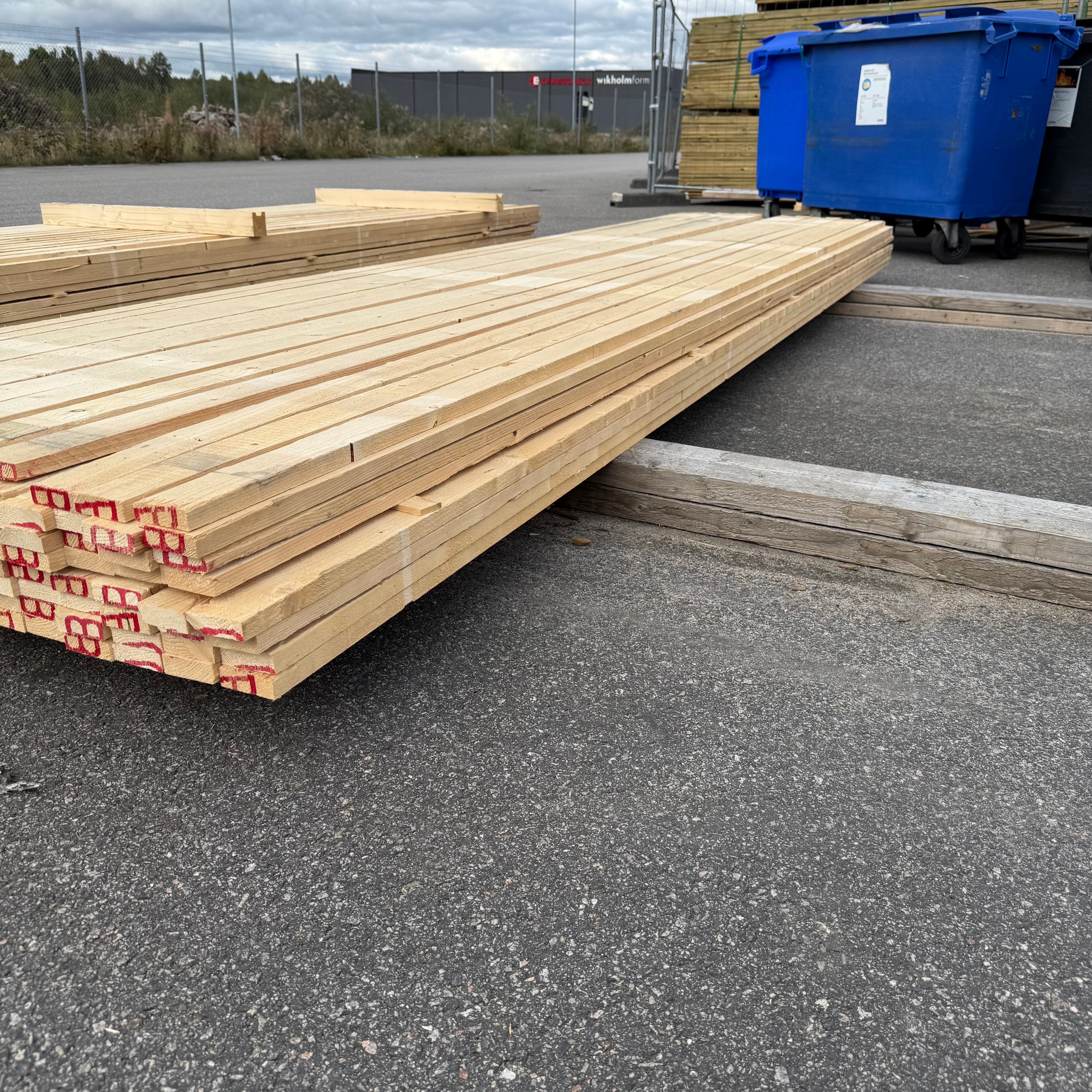 Paket Brädor 19x63mm – 118 st (4,20 m, gran, ohyvlad/råsågad)
