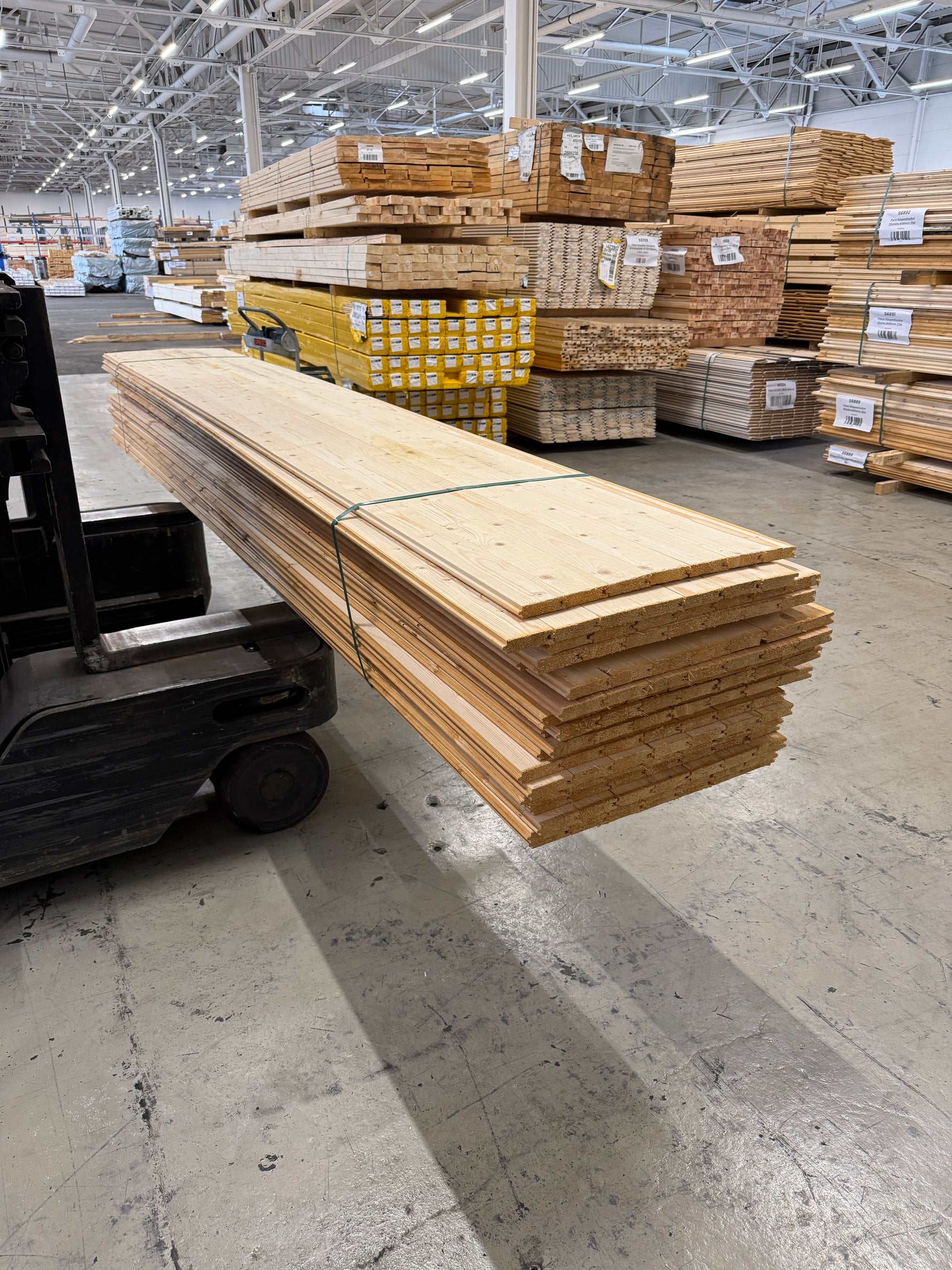Parti Råspontluckor 20x540x3600mm 20st (Fuktskadad)