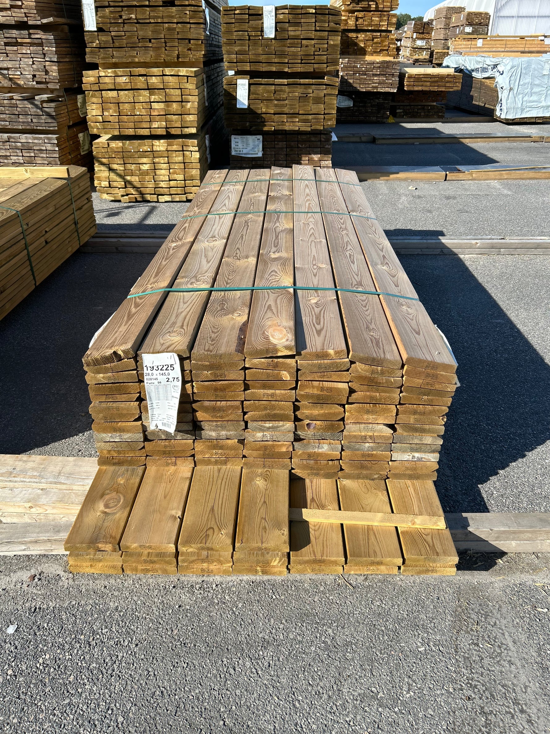 Paket Tryckimpregnerad Trall 28x145mm 2,70–3,00m 105st B-Sortering