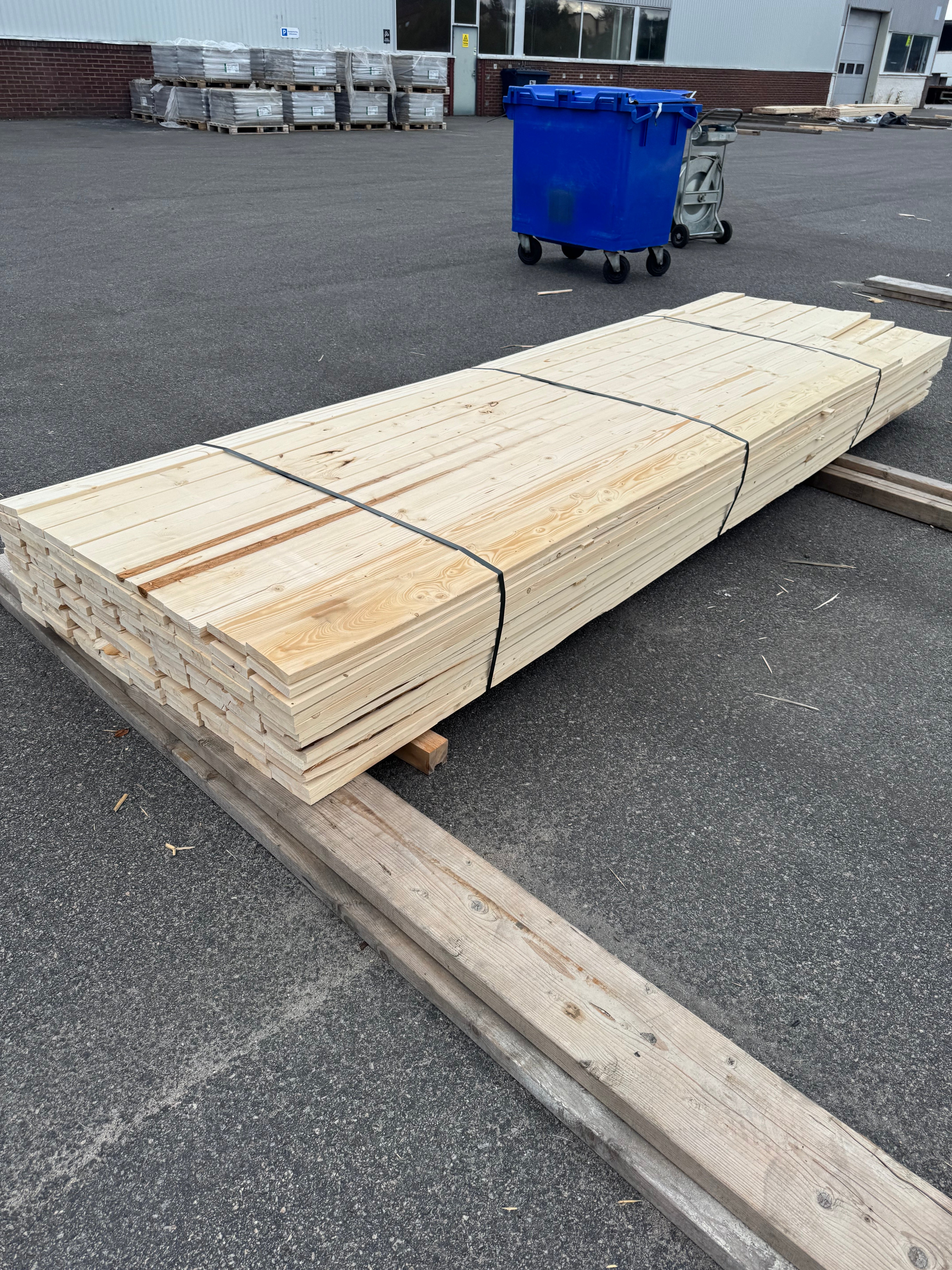 Paket Finsågad Panel 22x120mm 126st 3.0–3.60m – Andra sortering