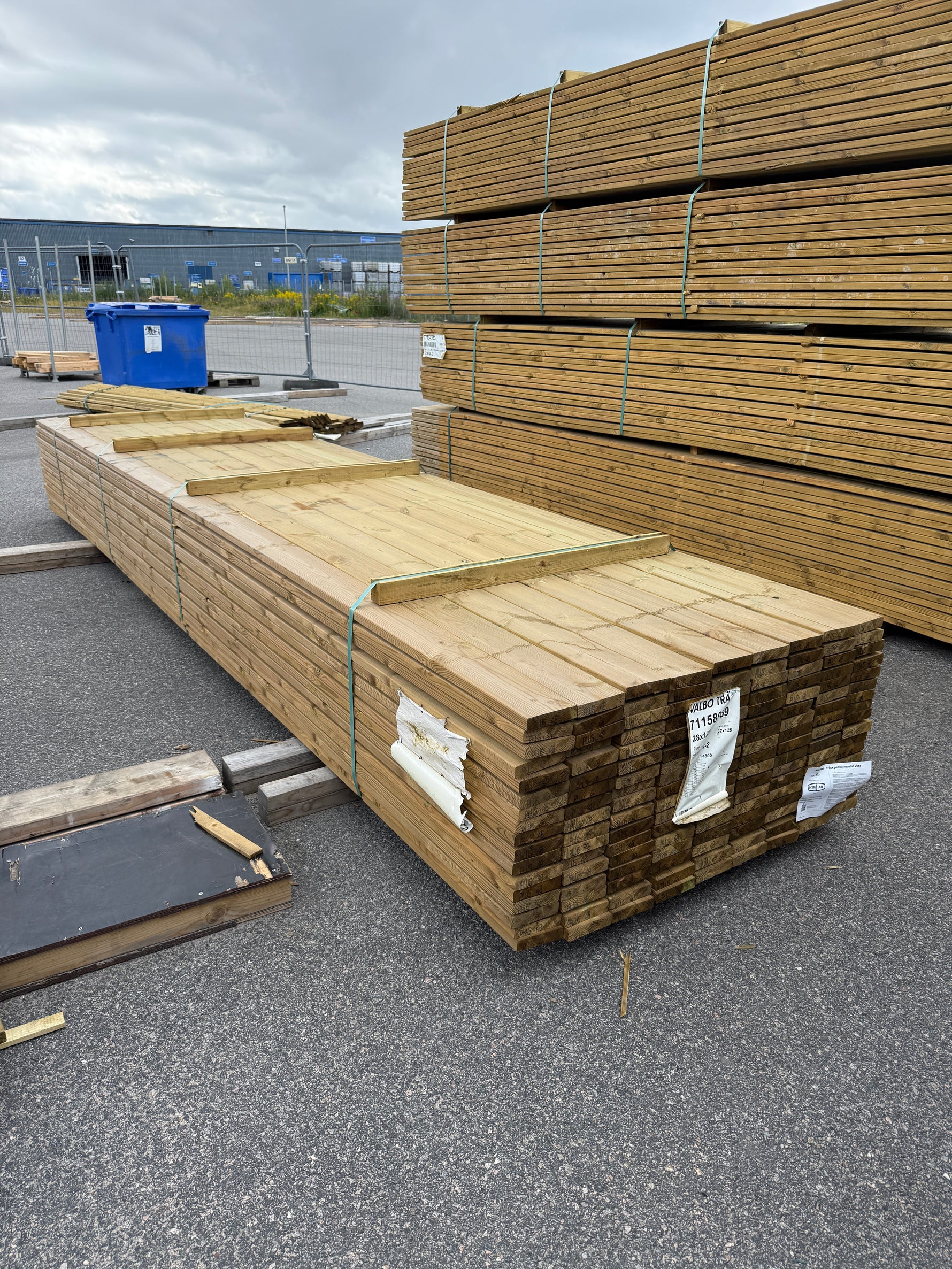 Paket Tryckimpregnerad Trall 28×120mm, 153st 4,80m (G4-2)