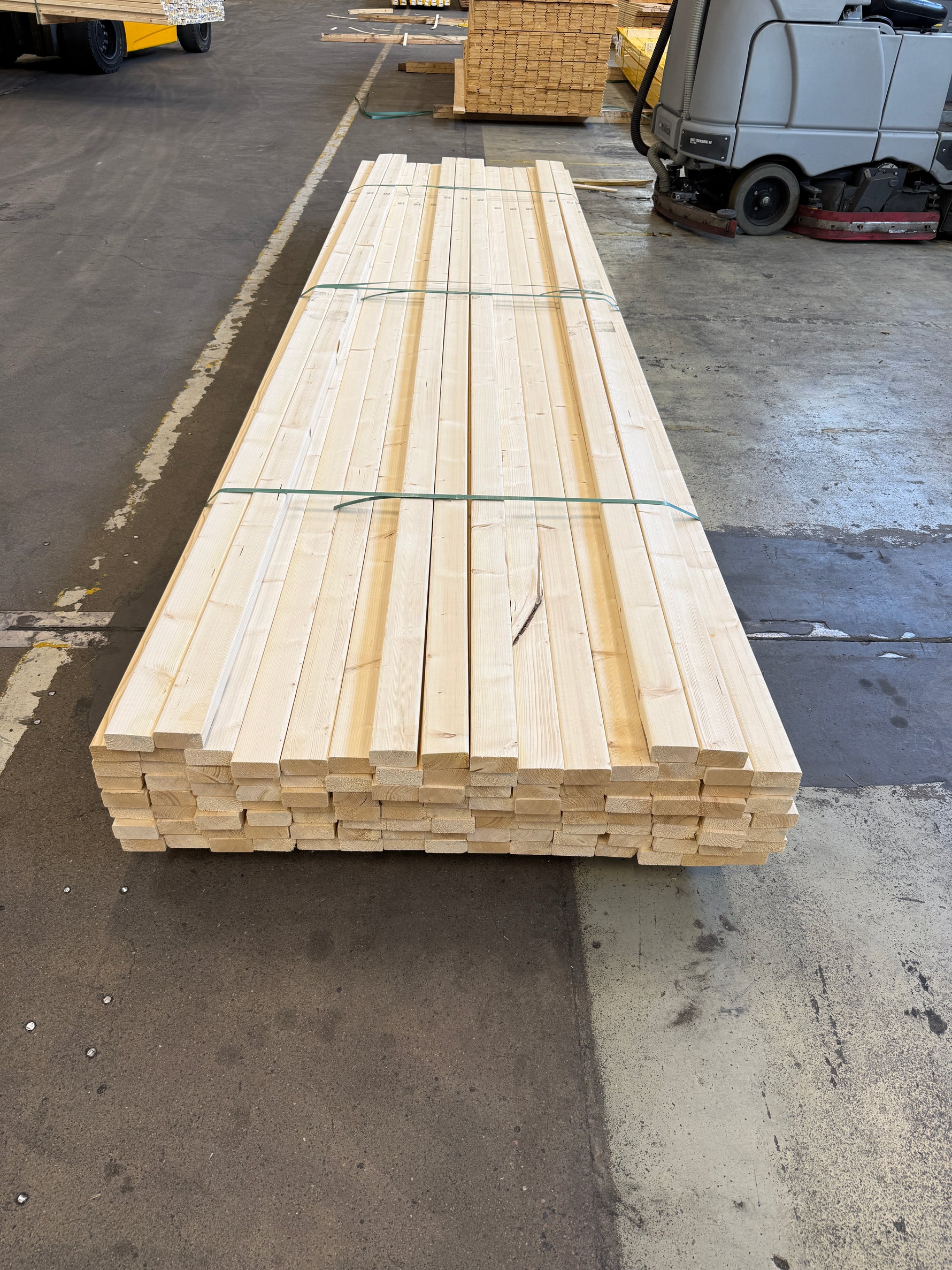 Paket Hyvlade Reglar 34x70mm Gran, 112st 4,20m