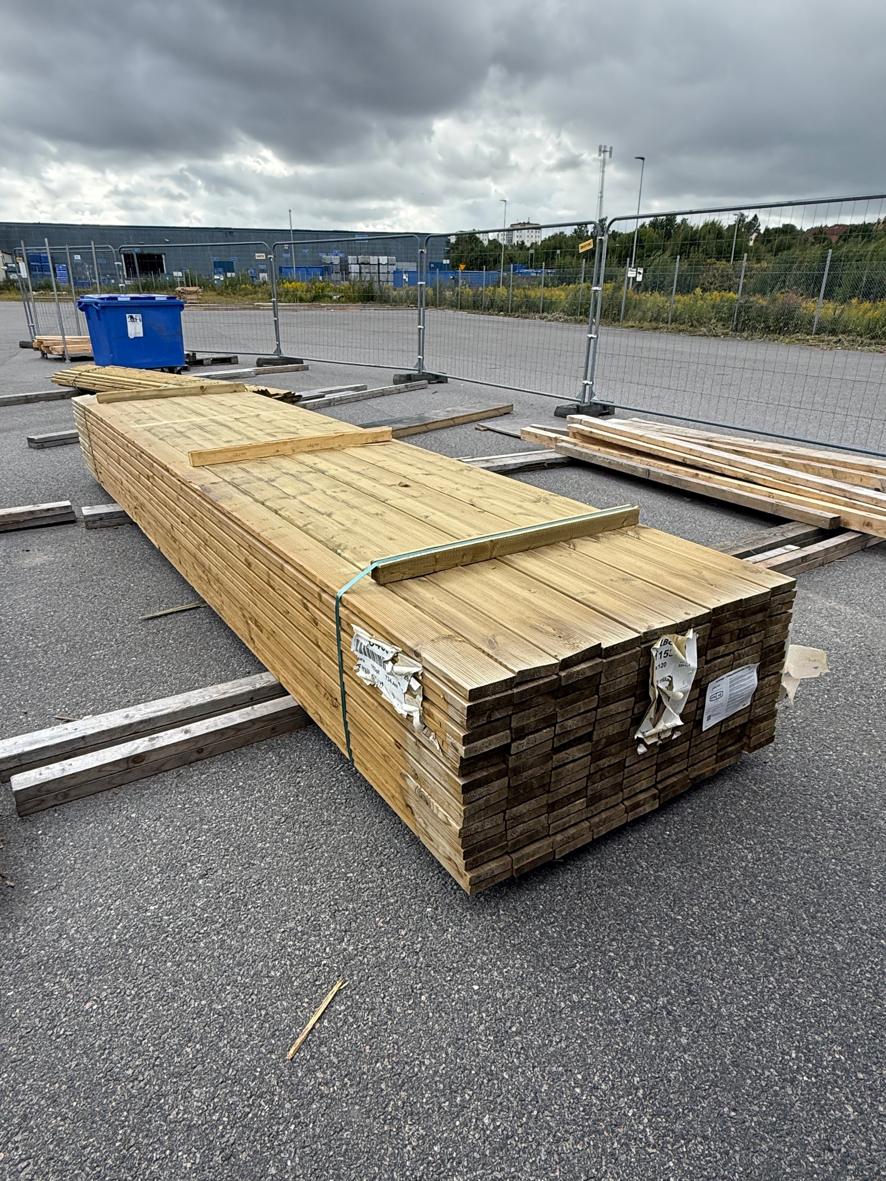 Paket Tryckimpregnerad Rillad Trall 28×120 mm, 153 st 4,80 m