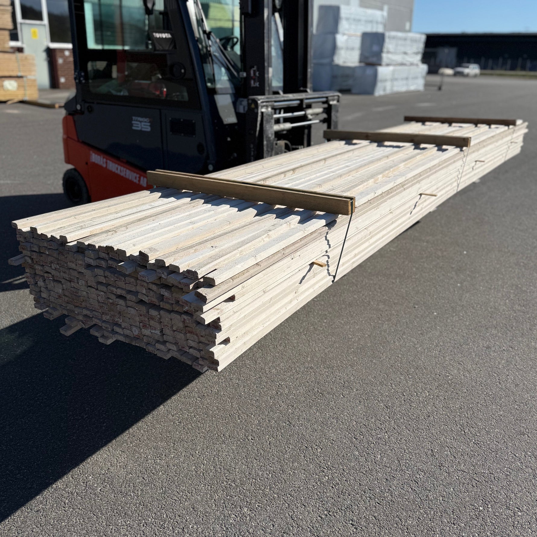 Paket lockläkt 22x45mm, 247st 4.80m- Grundmålad