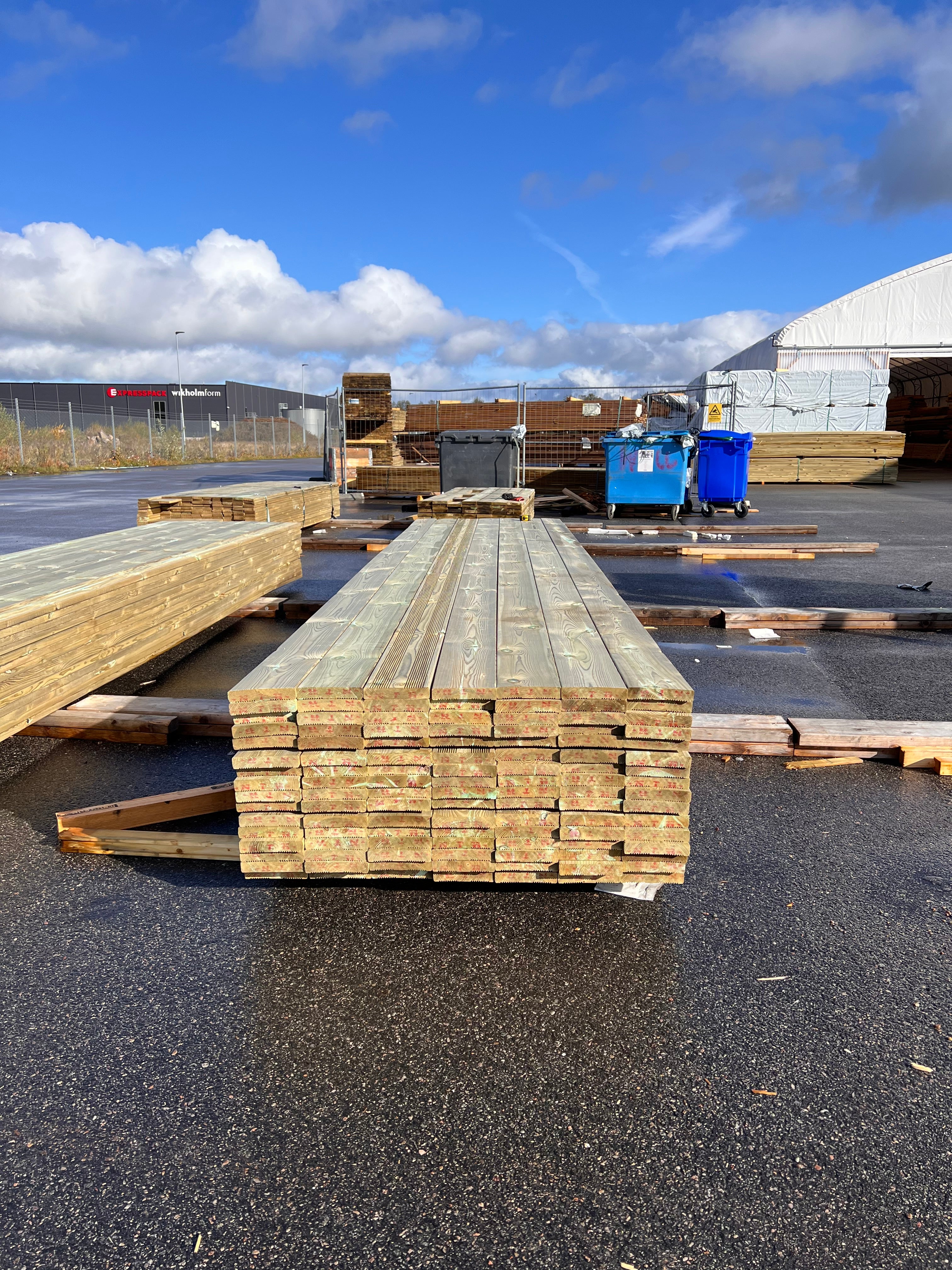Paket tryckimpregnerad trall 27x145 Rillad 112 st 4.80m (B-sortering)