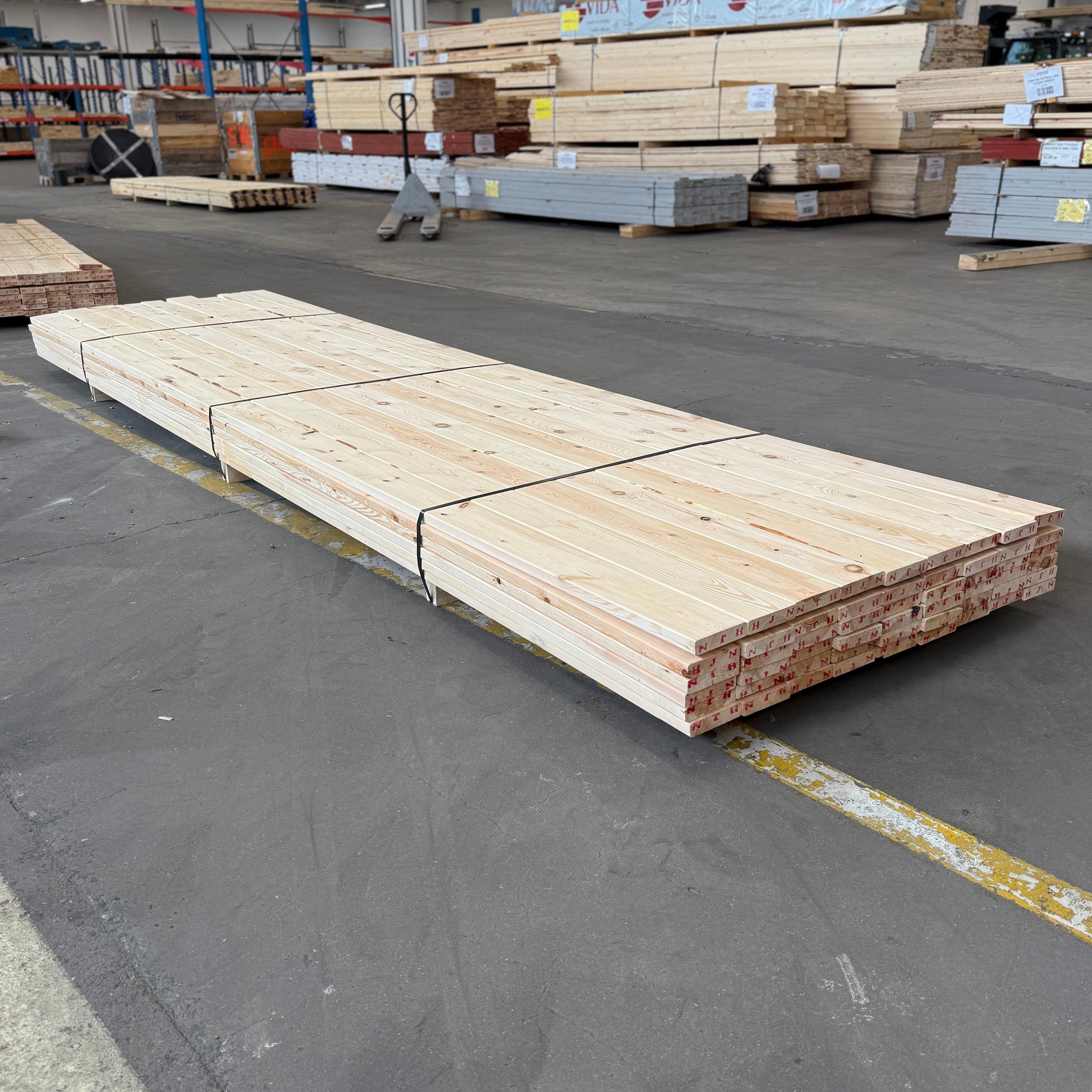 Paket Hyvlade Brädor 28x120mm 4.20m- 54st (Furu) B- sortering