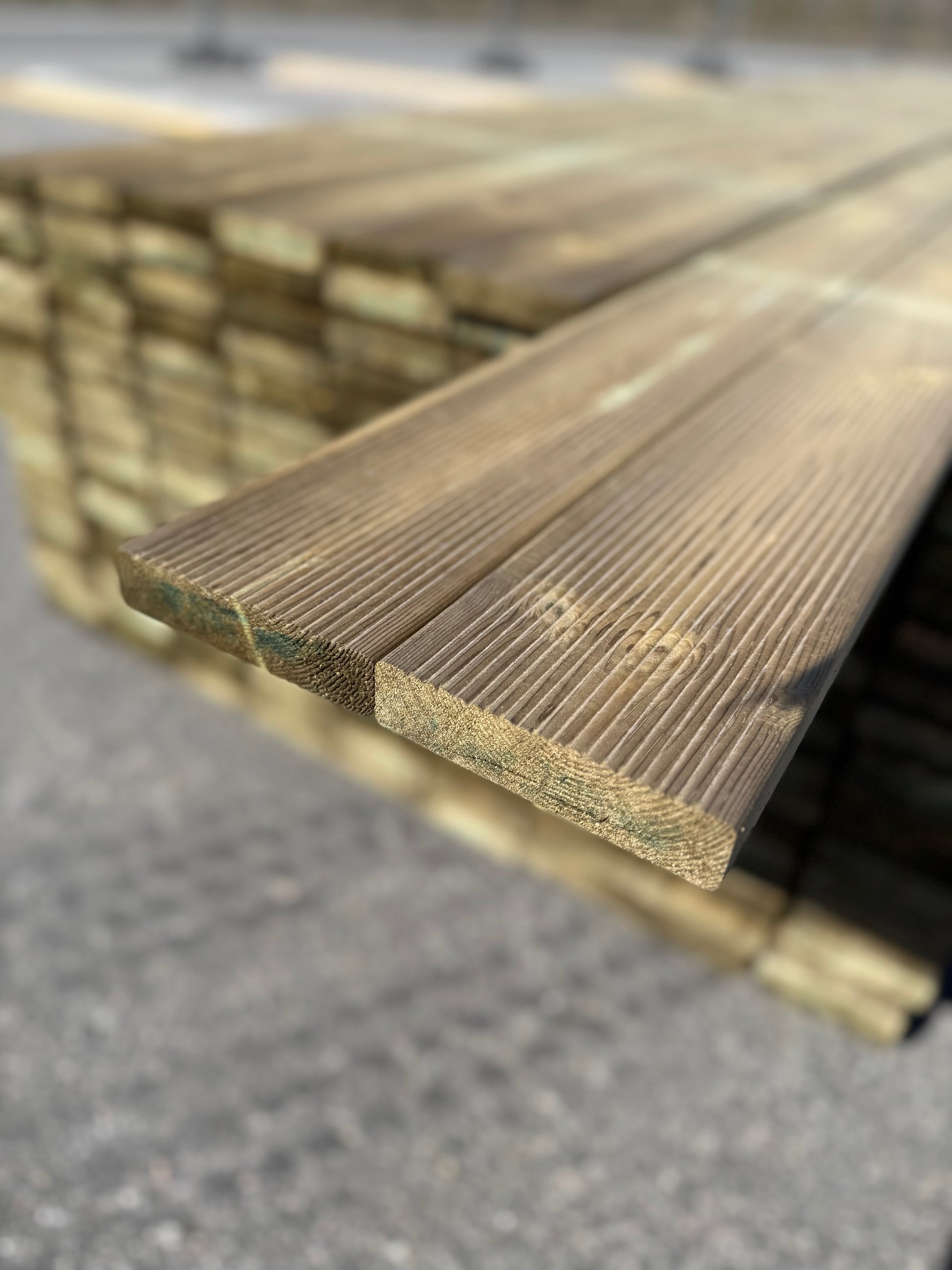 Paket Tryckimpregnerad Rillad Trall 28x120mm, 153st 4,80m