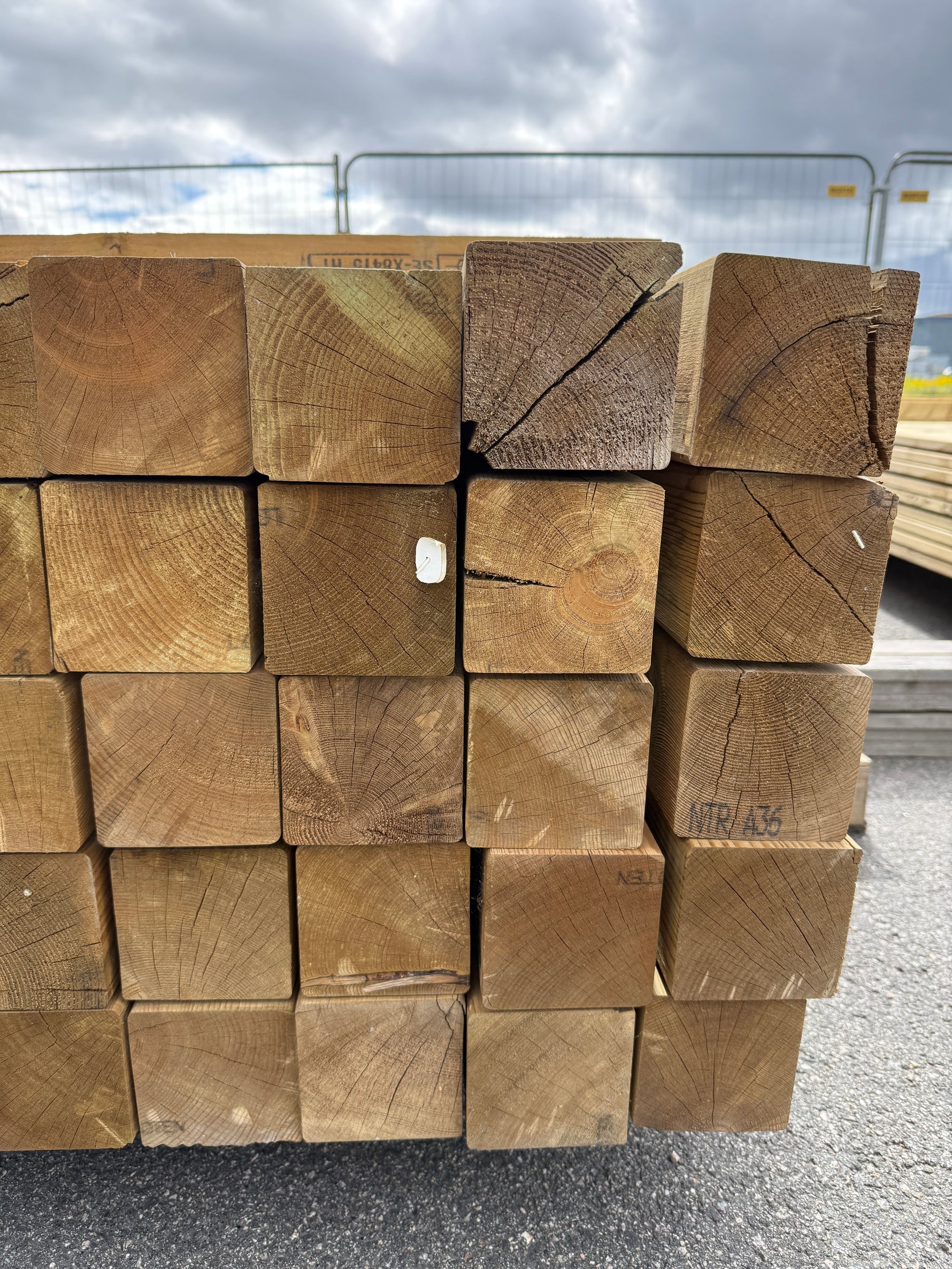 Paket Tryckimpregnerade Stolpar 95×95 mm, 55 st 3,60 m (NTR/A)