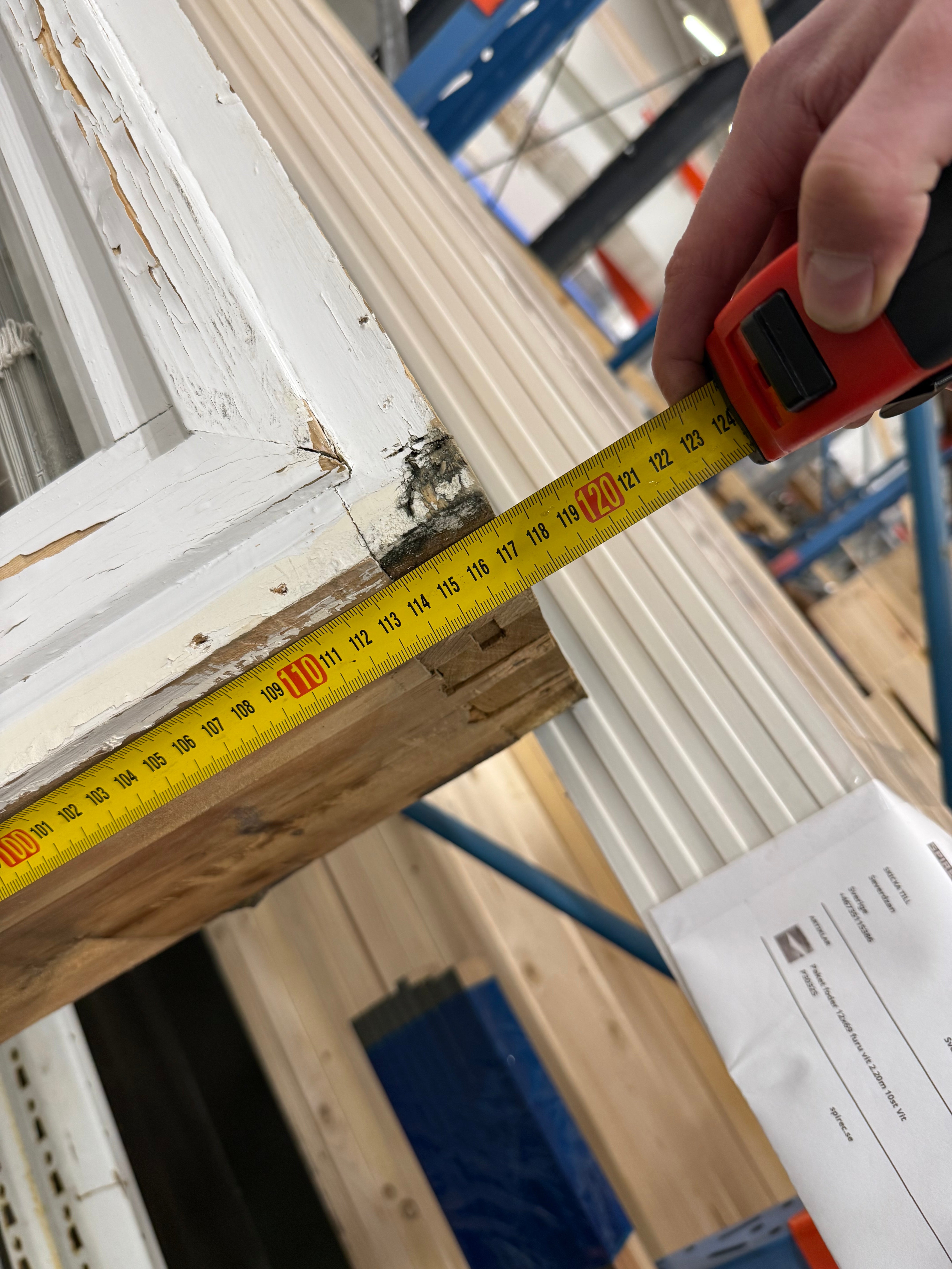 Fönster 1130x1172mm (Begagnat)