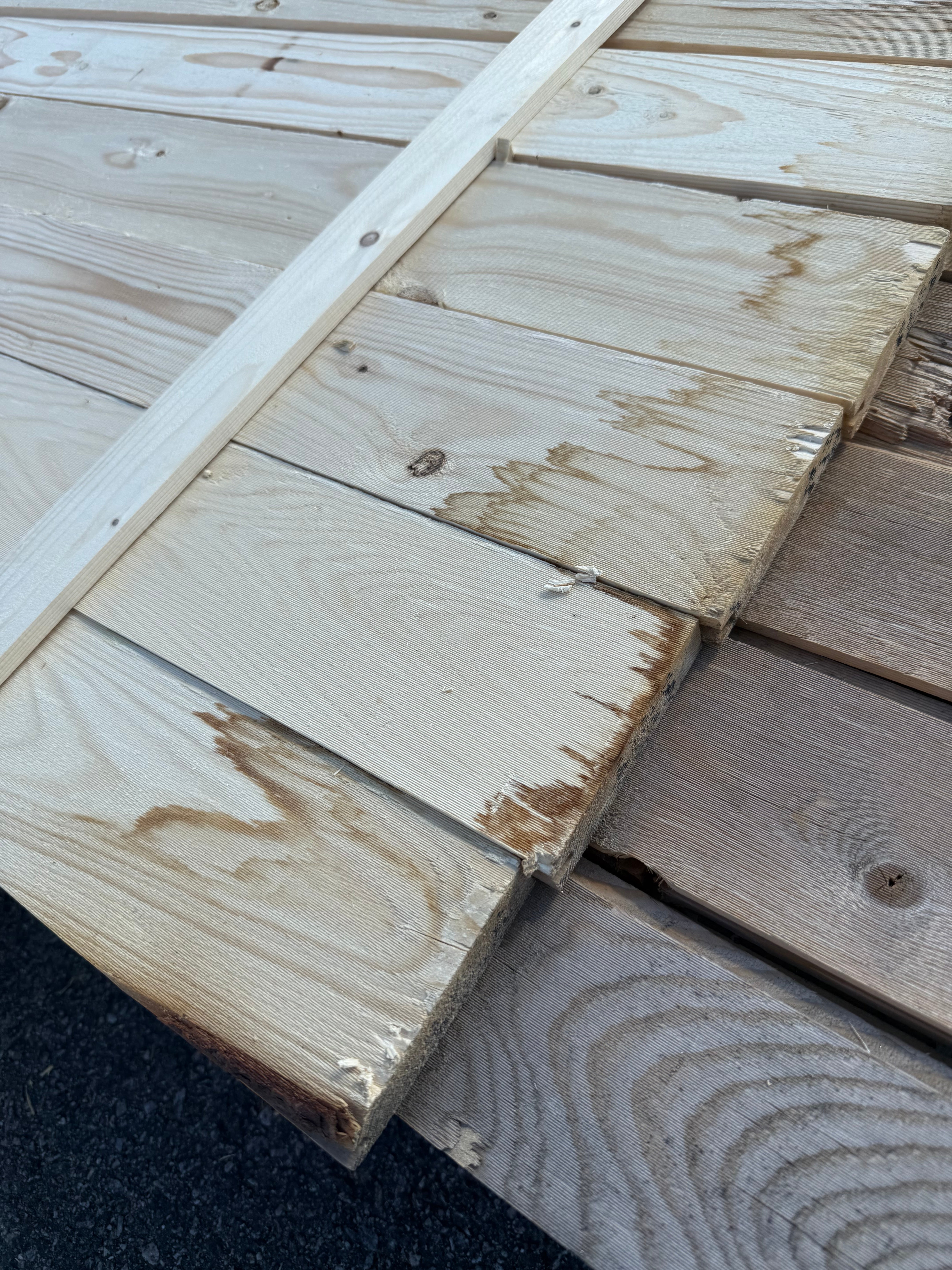 Paket Råspont 20x100mm 77st 3.60–4.20m – Andra sortering