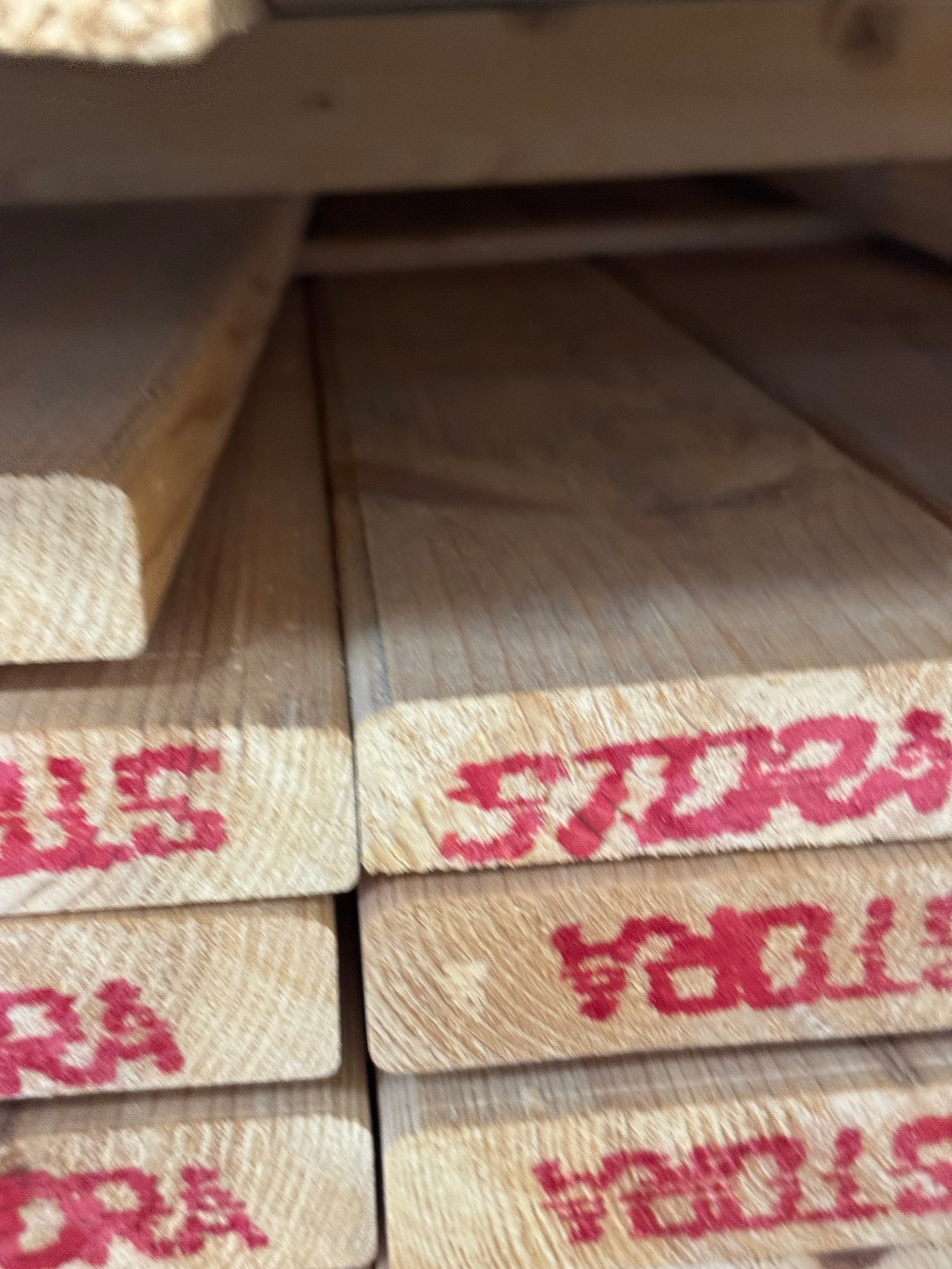 3 paket Trall 28x120mm 4,20m – 200 st Felhyvlad