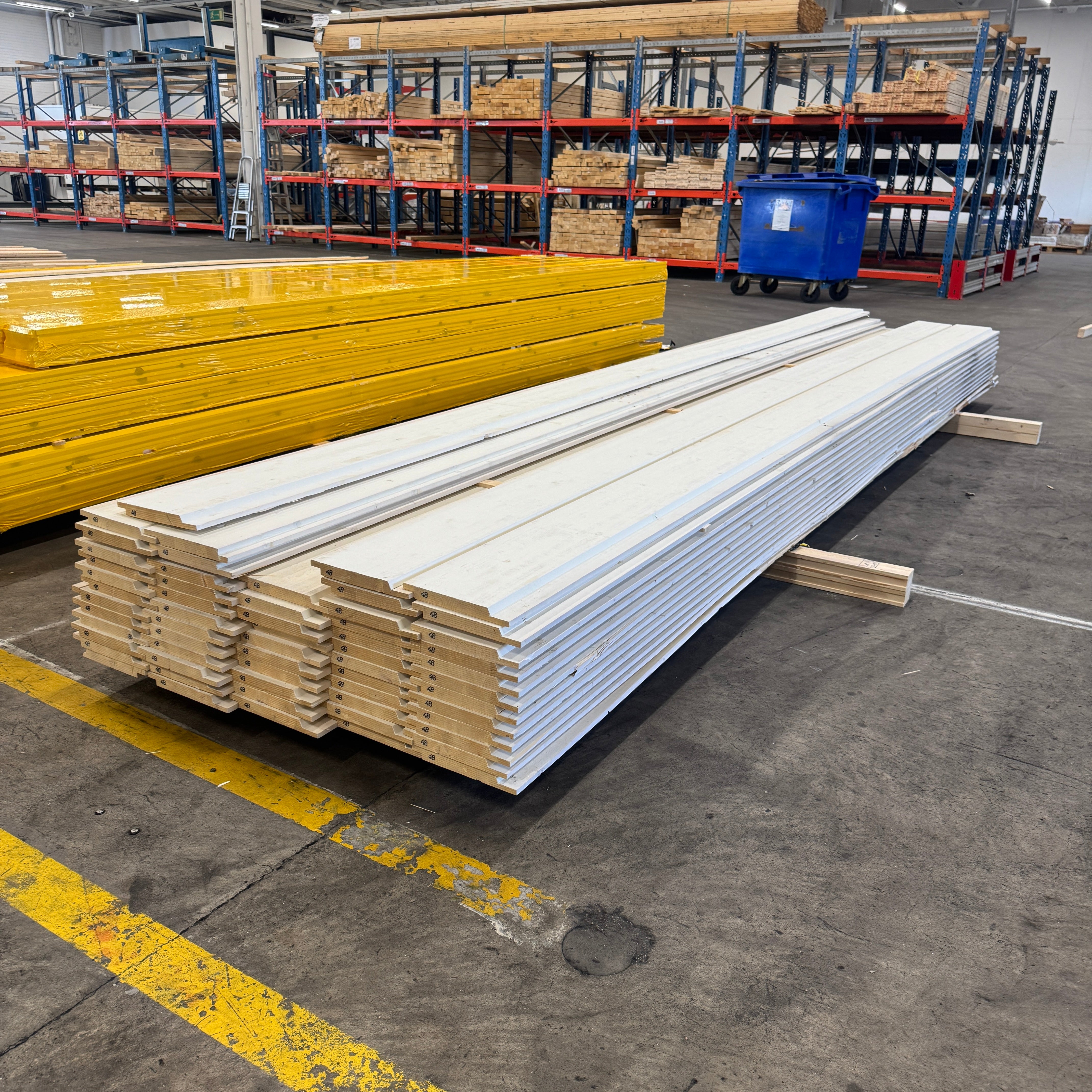 Paket Ytterpanel Limplan Enkelfas 25x225mm – 59 st (4,80 m, gran, grundmålad vit)