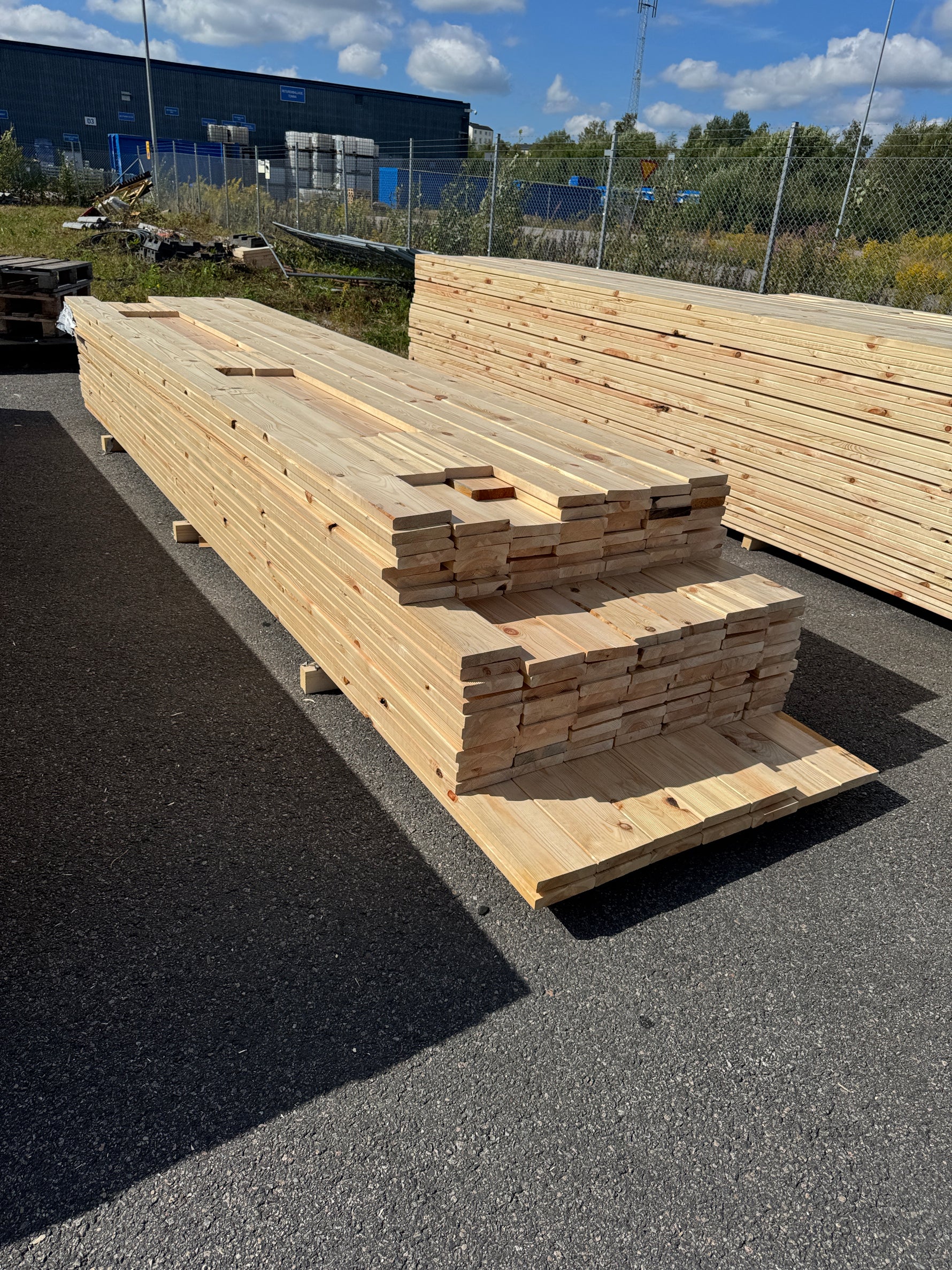 Paket Rillad 28x145 – 134st – 3.90–4.50 m – ANDRASORTERING