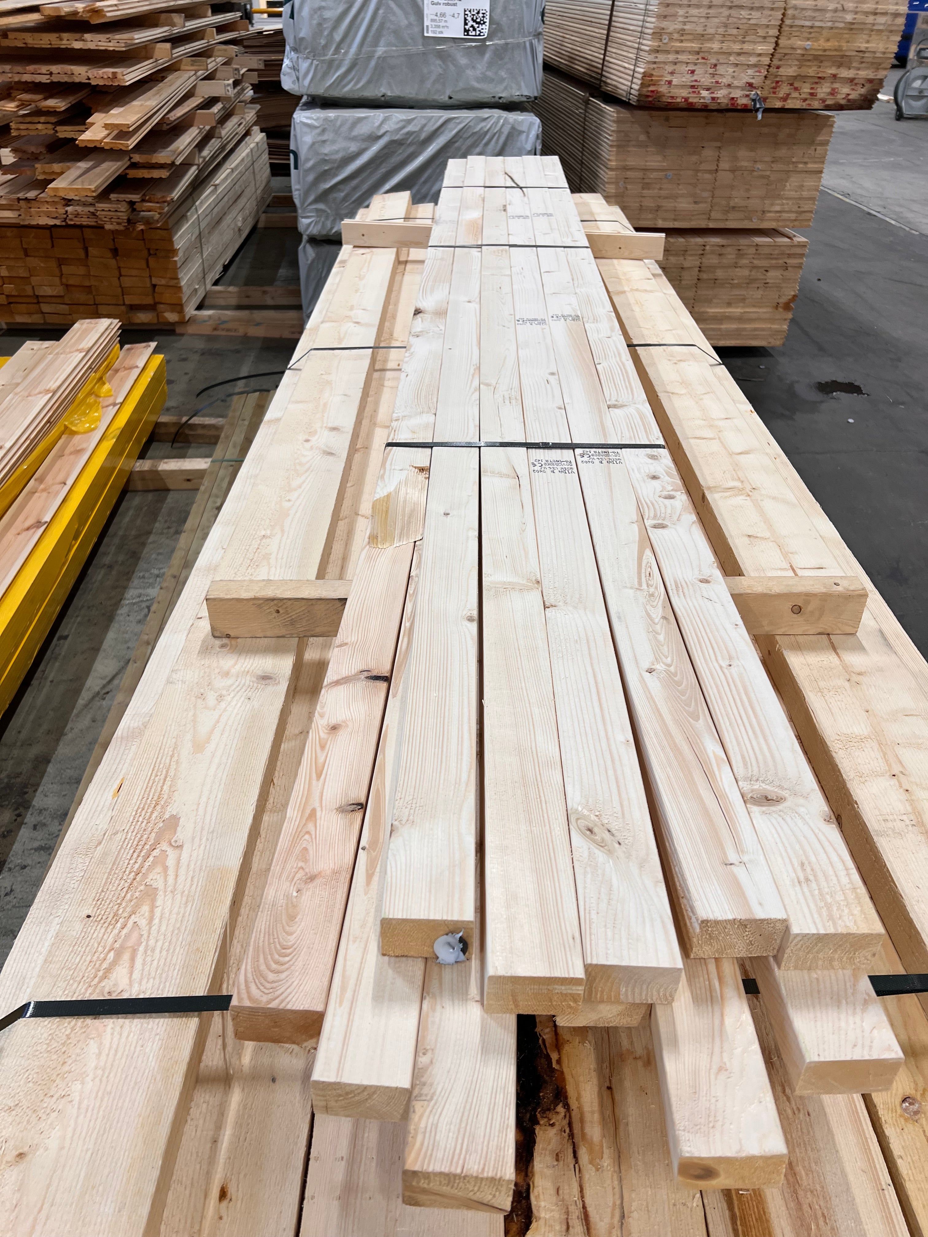 Paket Utsorterade Reglar 45x70mm 3.60m- 12st (Böjda)