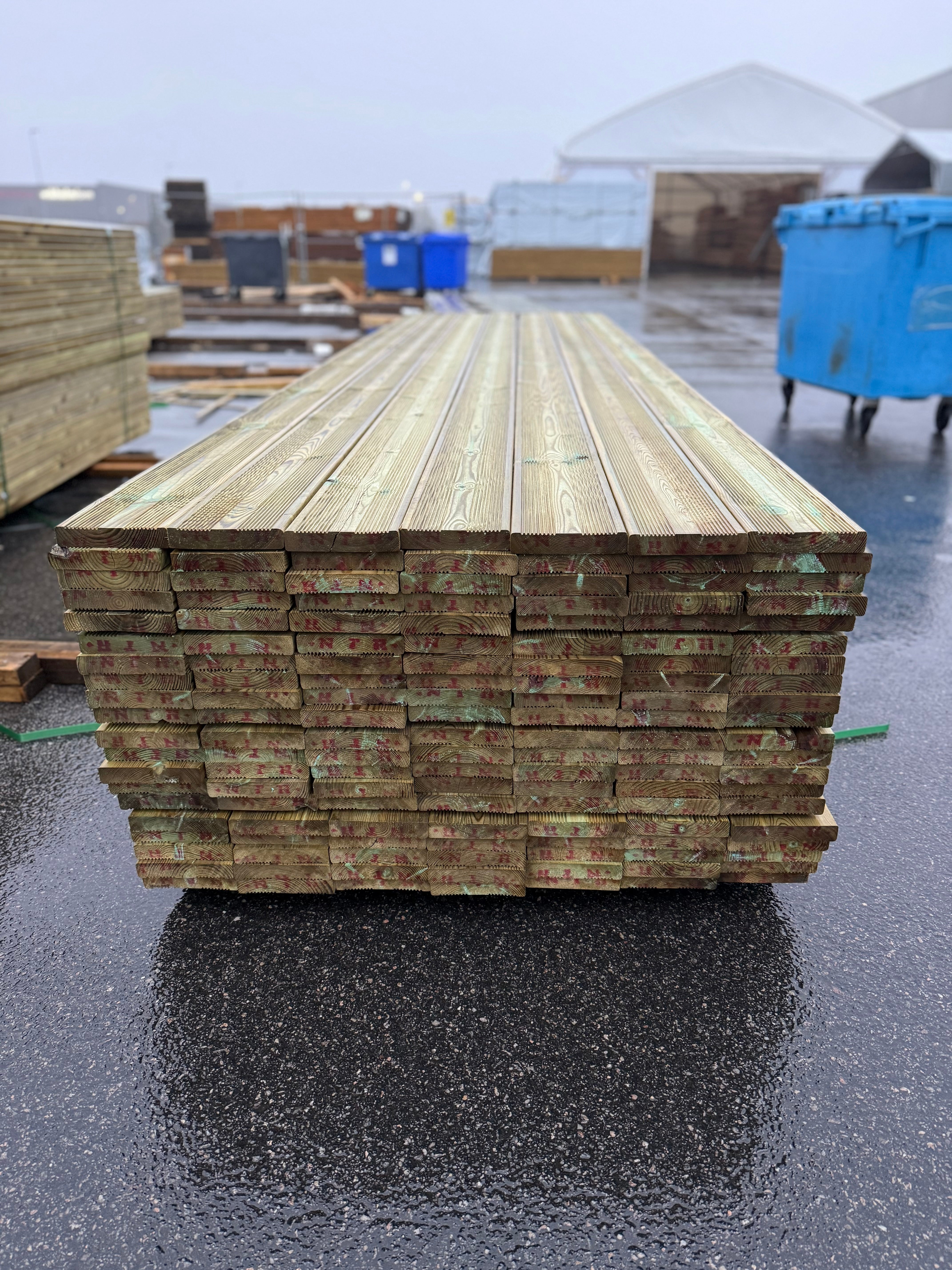Paket Tryckimpregnerad Rillad Trall 27x145 – 140 st 4,20m (B-Sortering)
