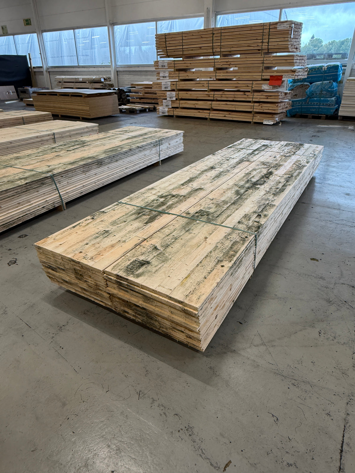 Parti Råspontluckor 20x540x3600mm 28st (Fuktskadat)