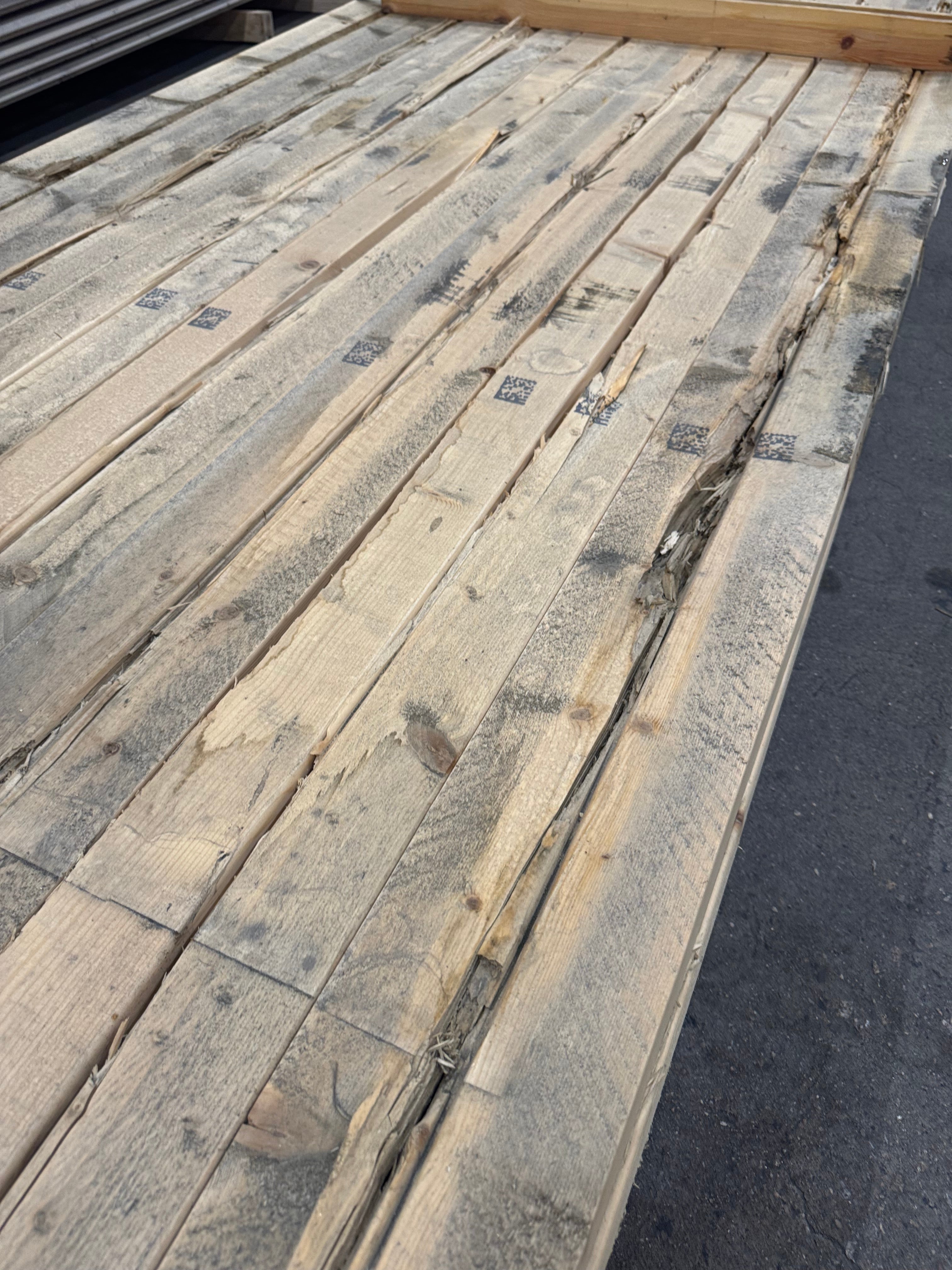 Paket Glespanel Felhyvlad 28x70mm – 60 st (5,40 m)