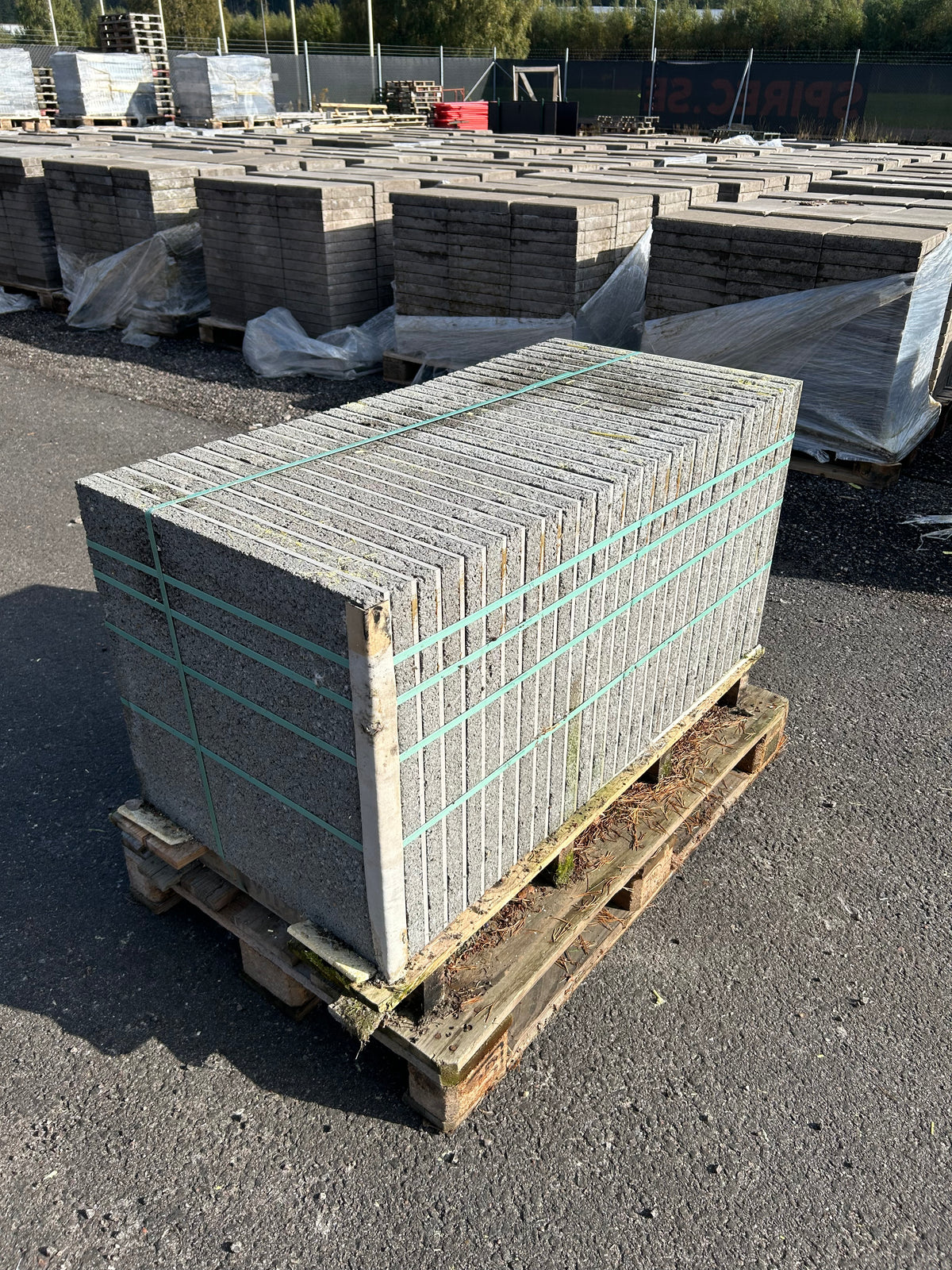 Pall GeoCeramica Marmorsten Svart 600×600×40 mm – 28 st, 10,08 m²
